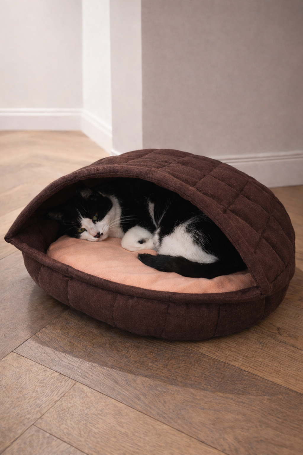 brown linen cat cave