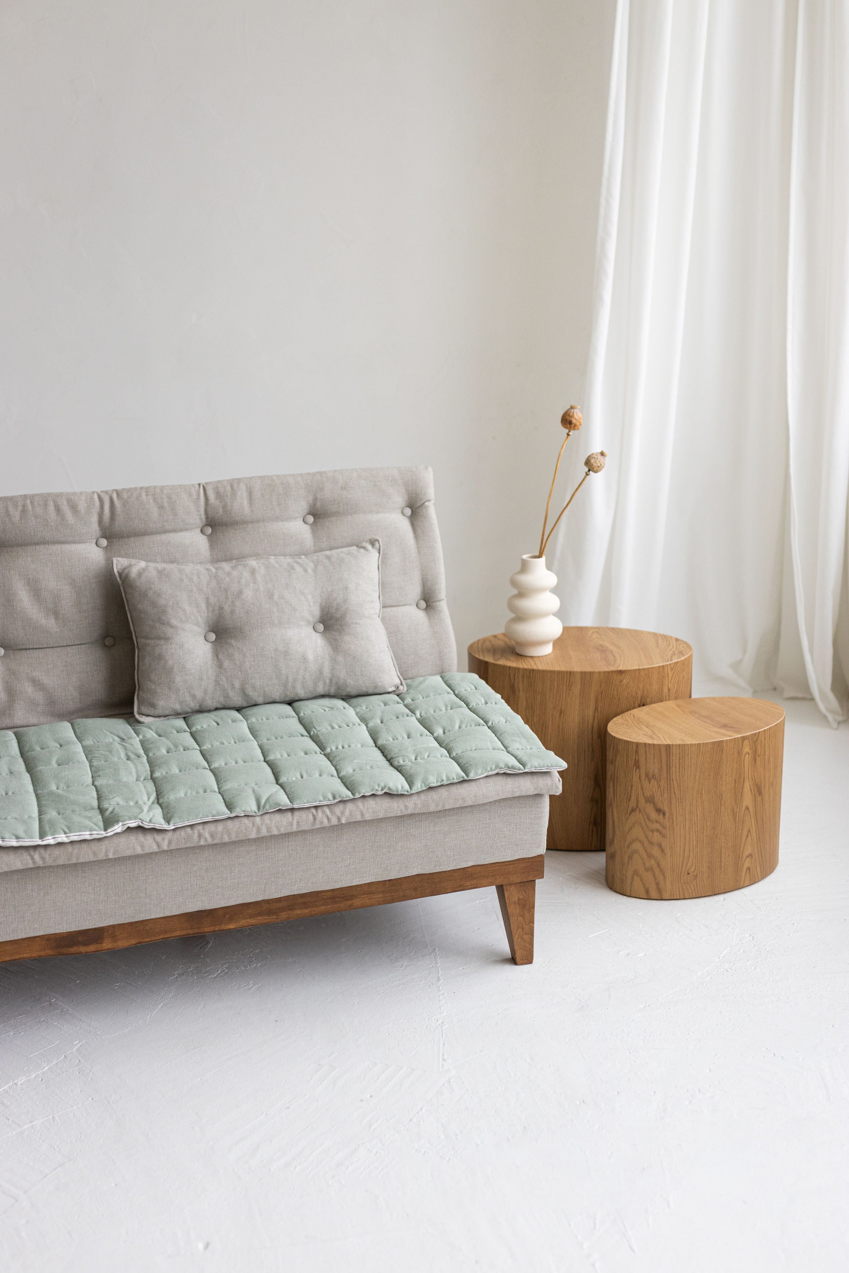 Two-sided Sage Linen Couch Mat