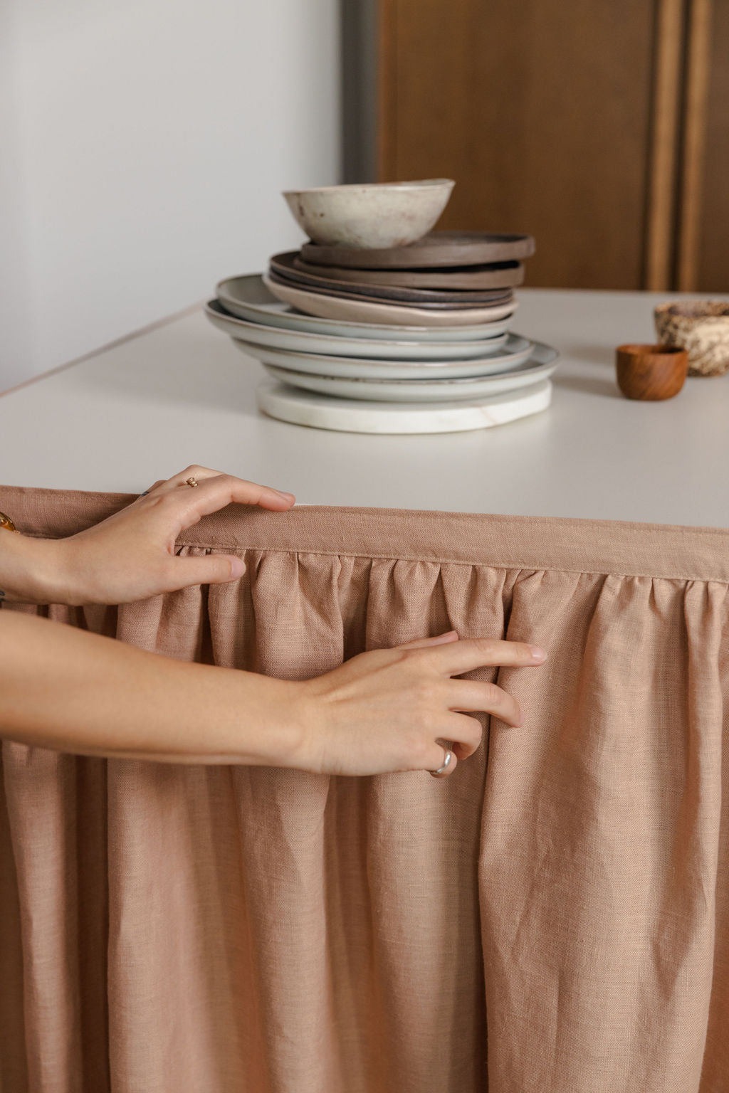 linen sink skirt with velcro