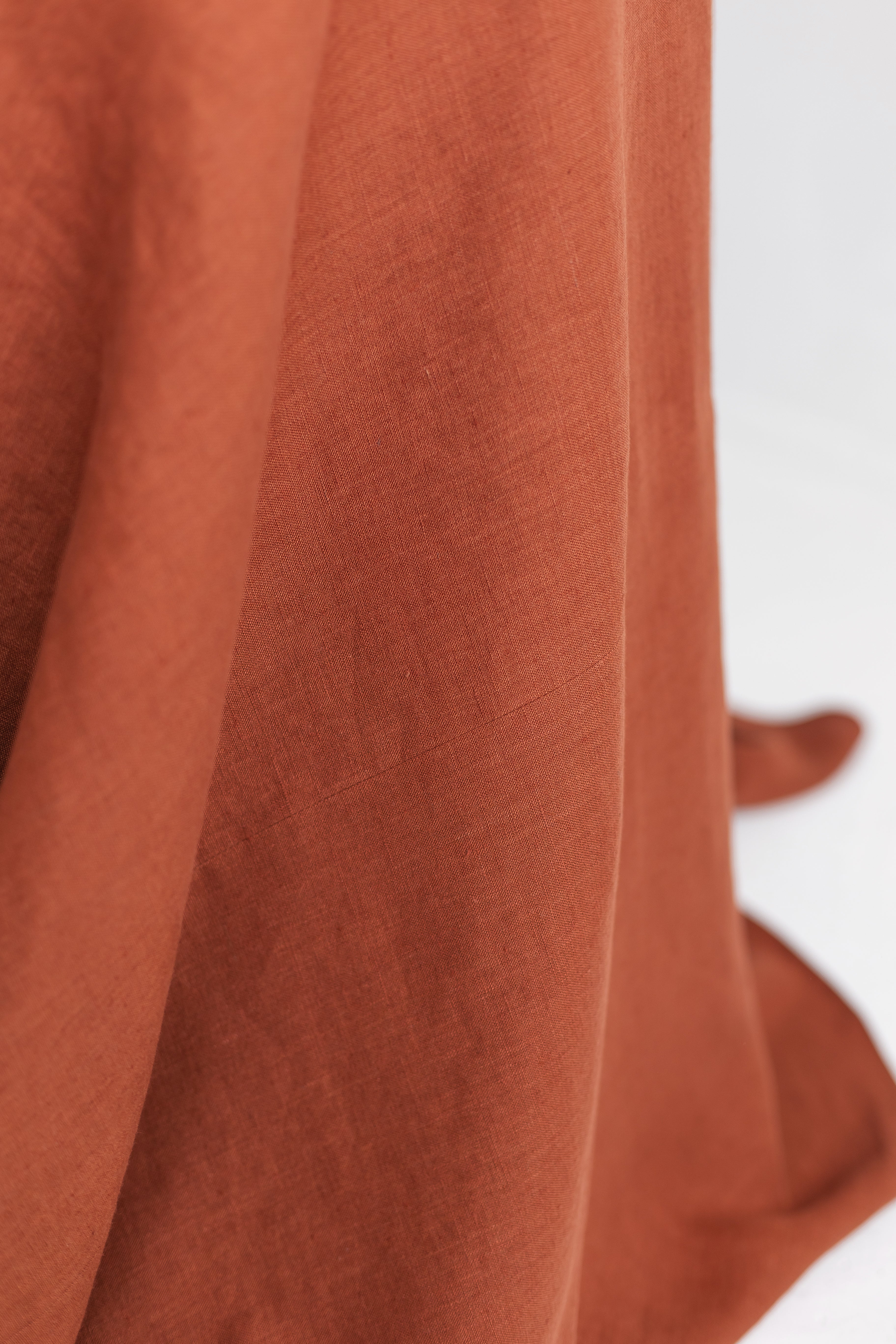 round linen tablecloth