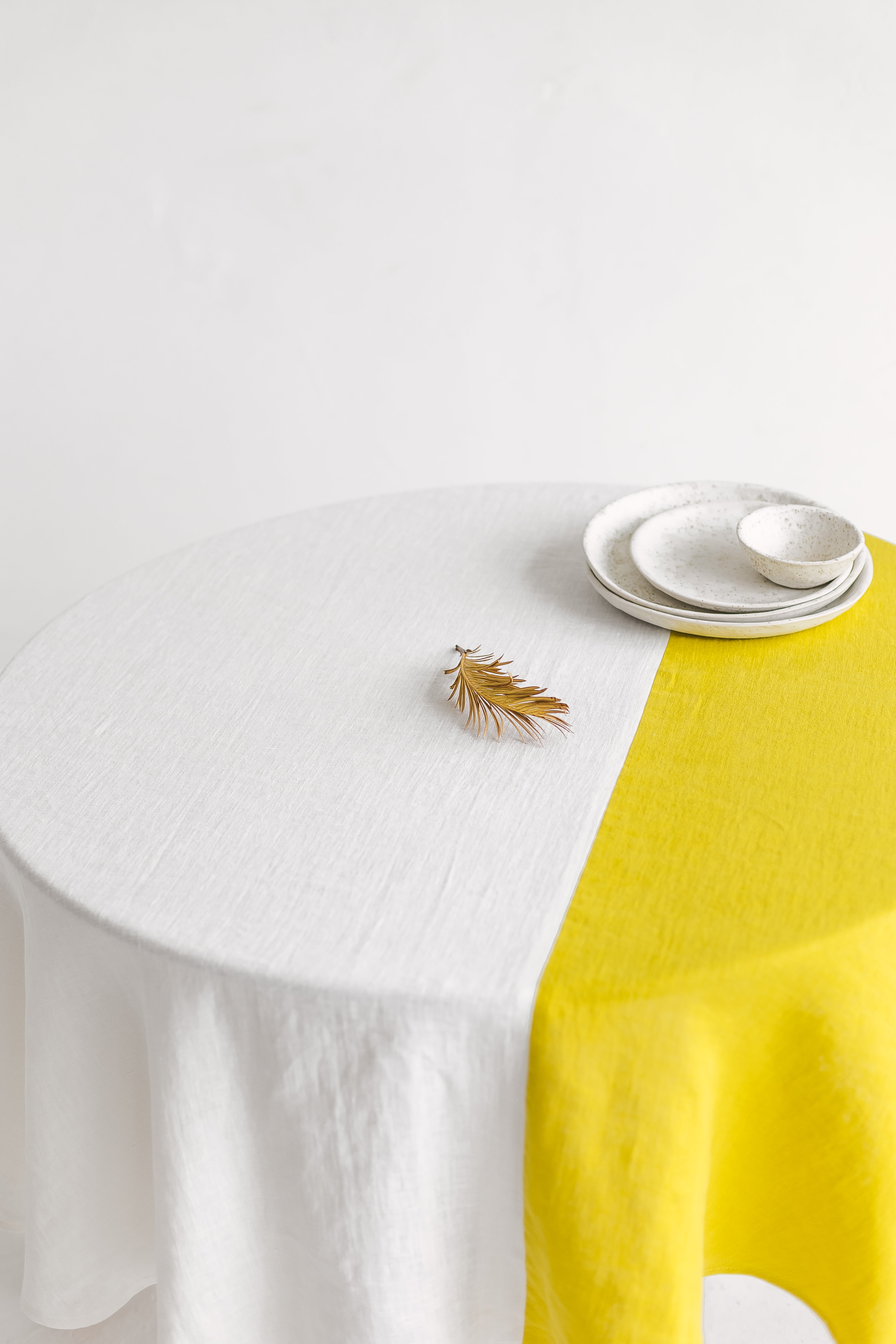 Color Block Round Rusty Linen Tablecloth