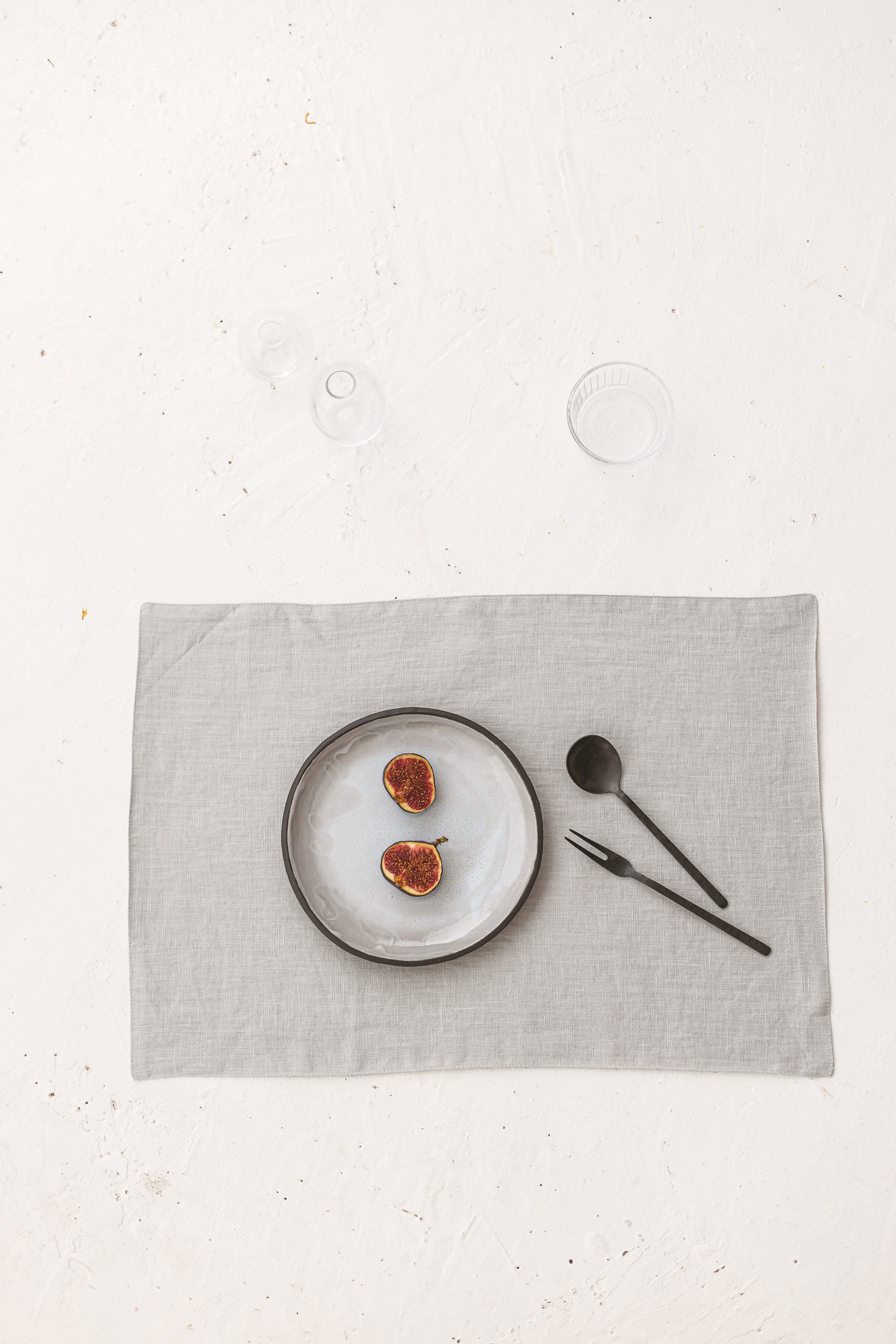 gray linen placemats