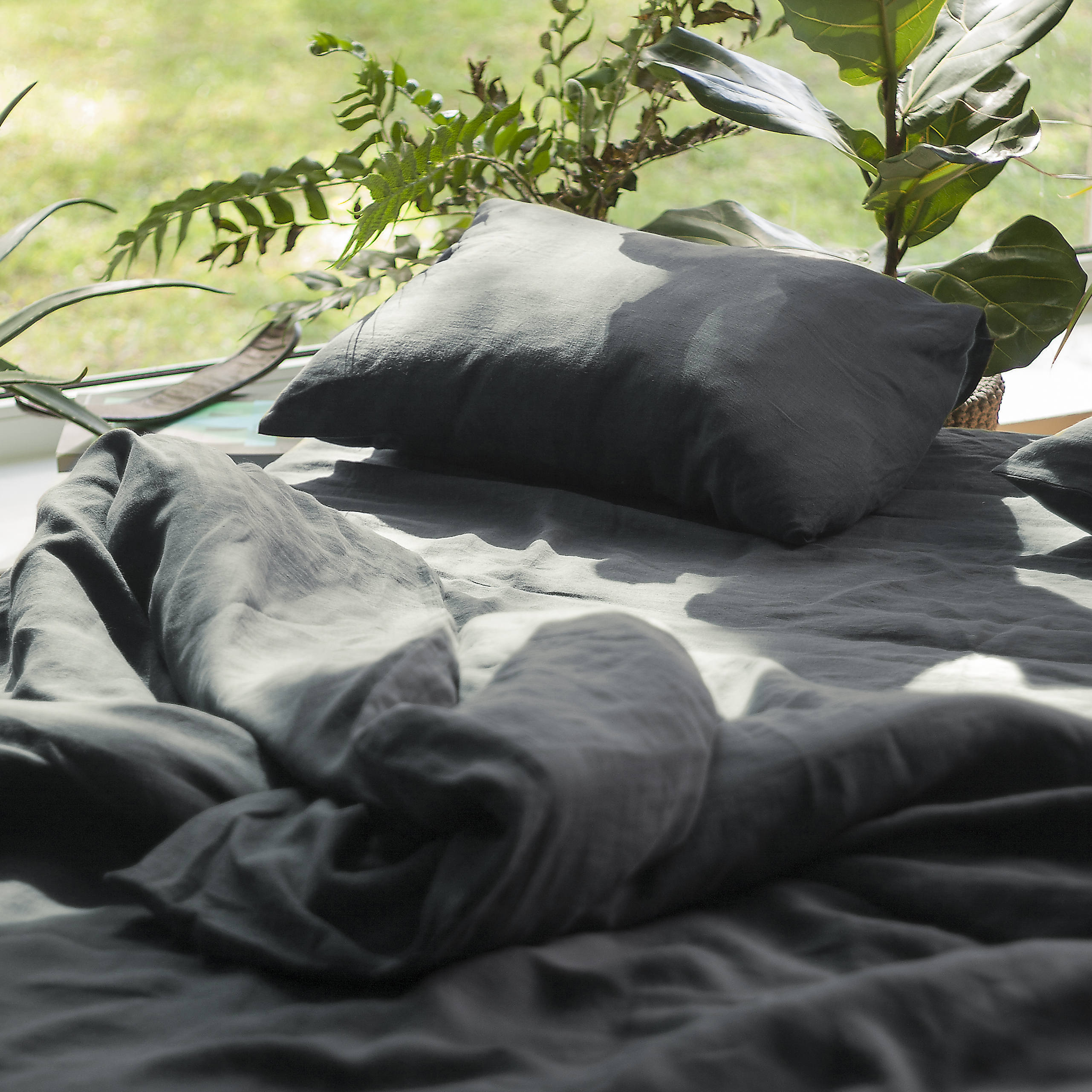 Graphite Gray Linen Duvet Cover