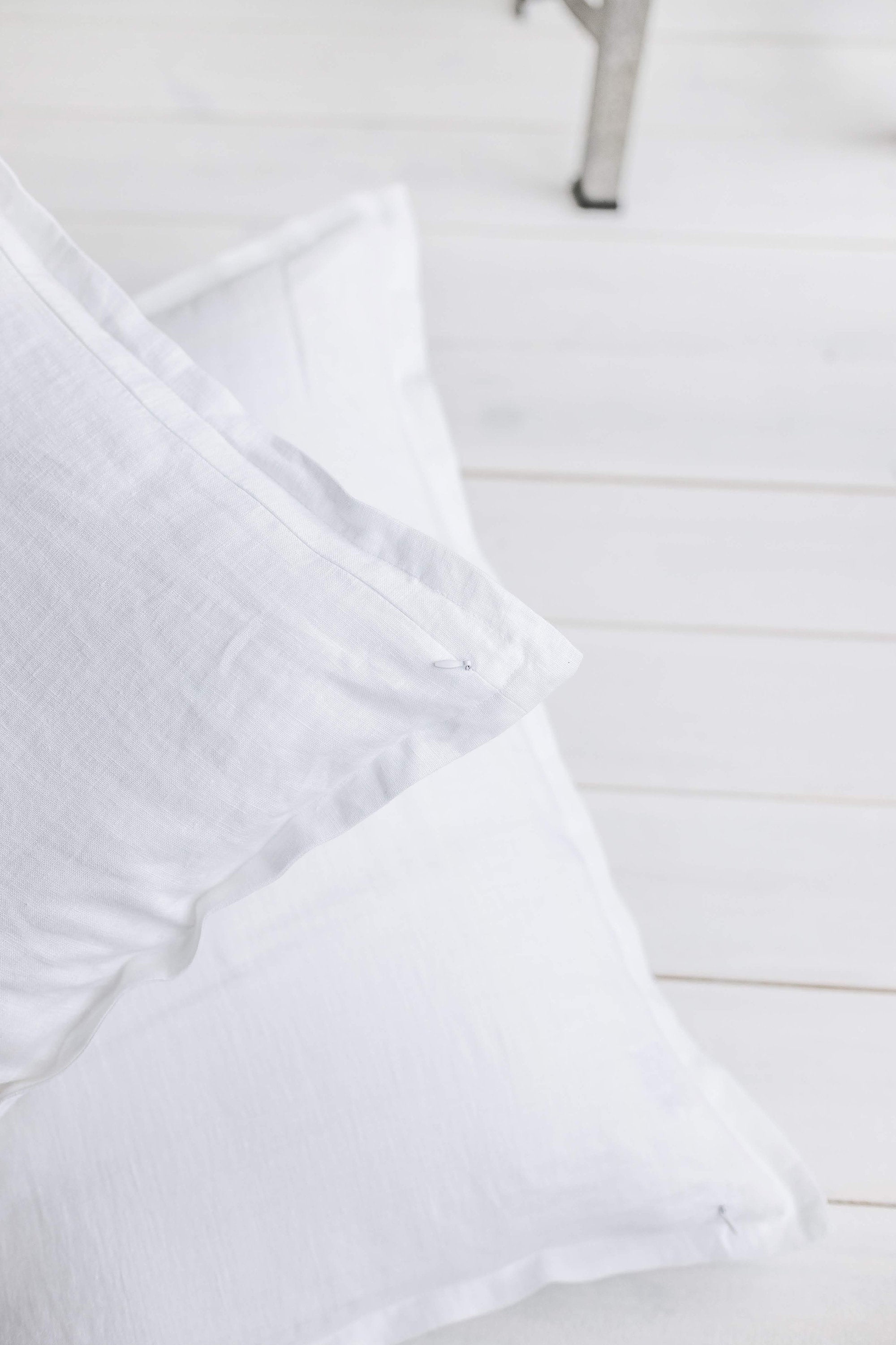 White Flanged Linen Pillow Case