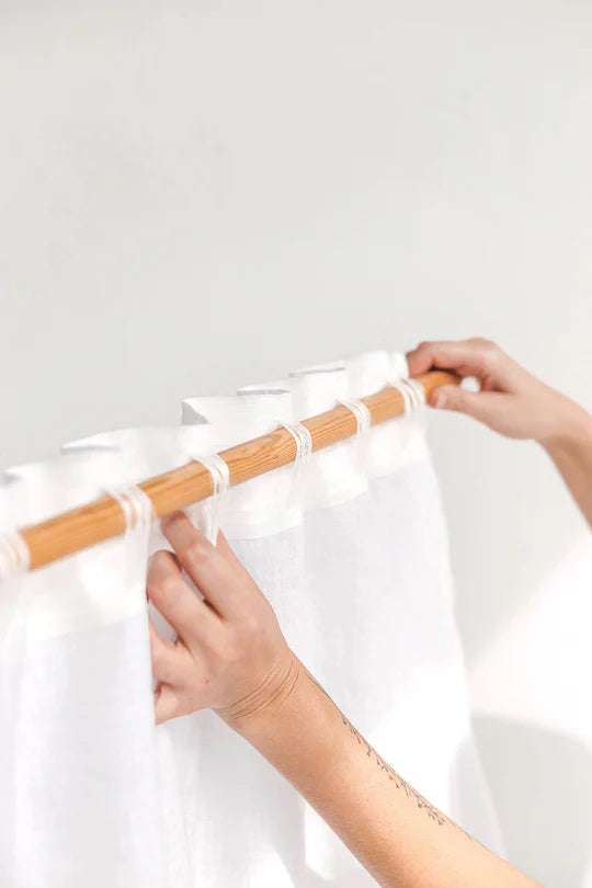 How to Hang Curtains without Drilling: Do's and Dont's