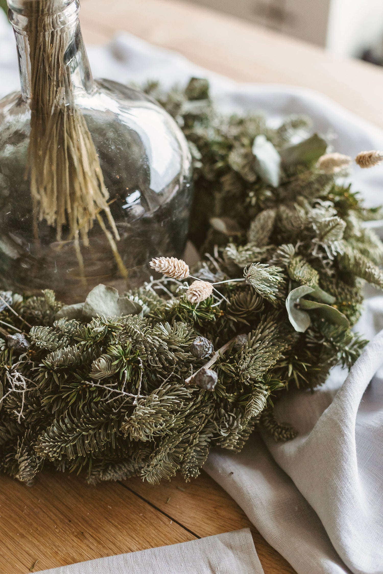 DECORATIONS FOR COZY CHRISTMAS