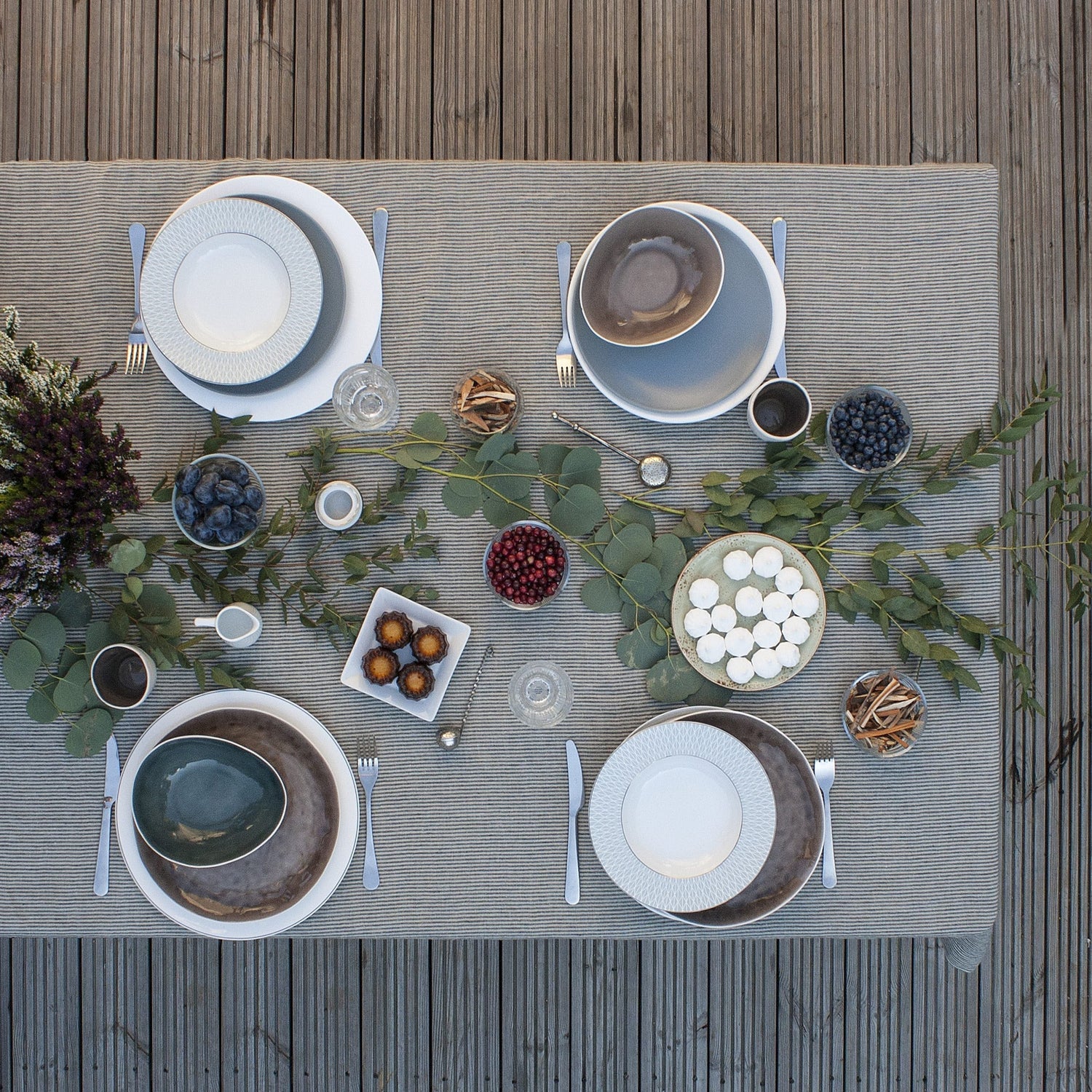 Unique Linen Gifts for Memorable Occasions