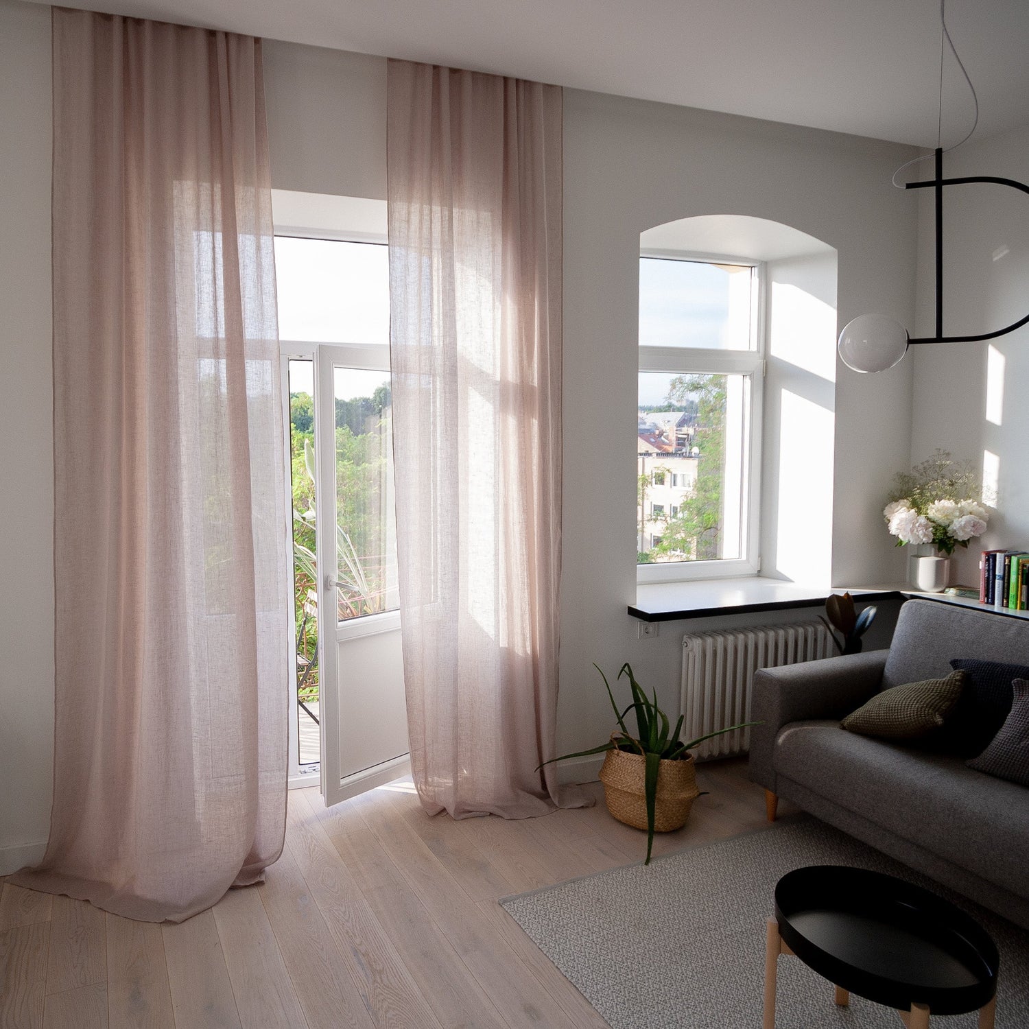 How to Wash Linen Curtains: Tips to Prevent Damage