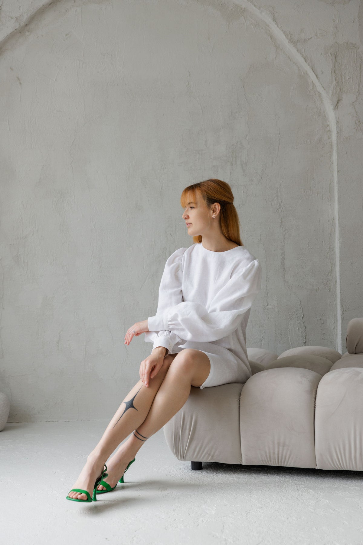 white linen dress with puff sleeves