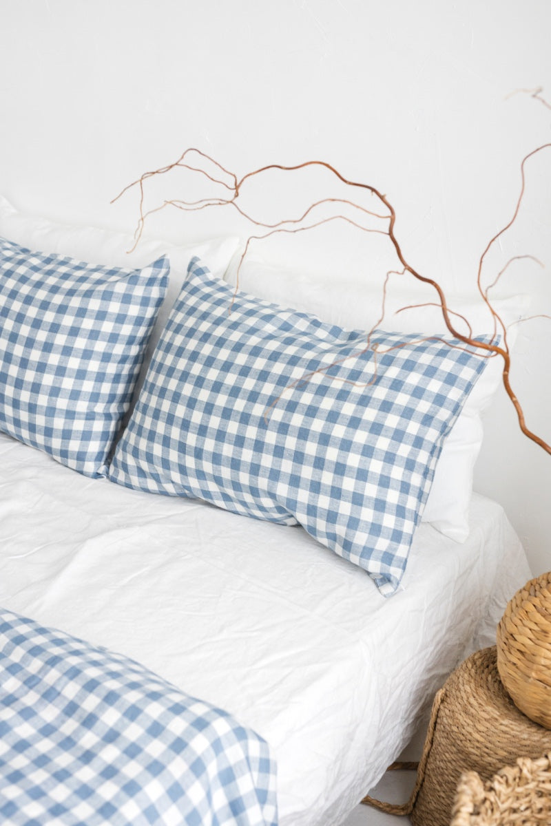 Gingham linen bedding set