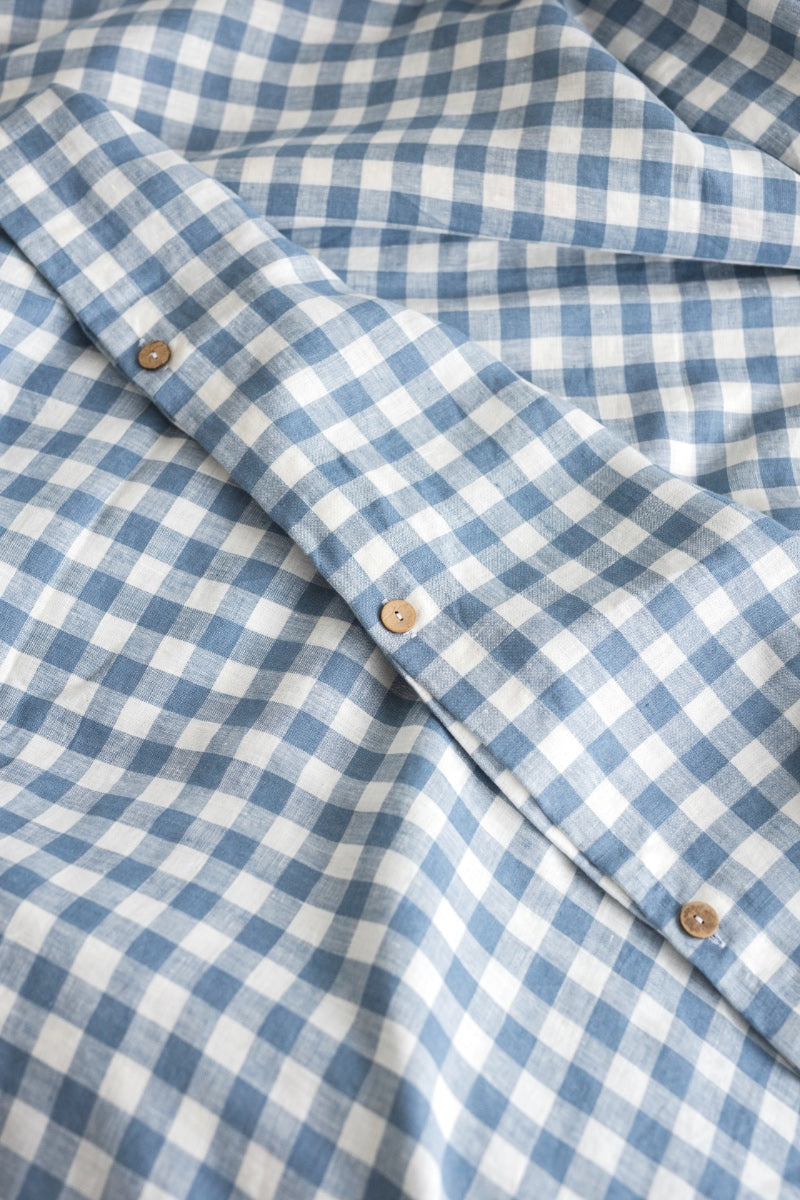 Gingham linen bedding set