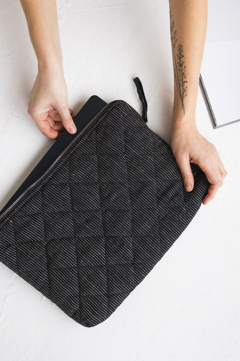 linen computer case