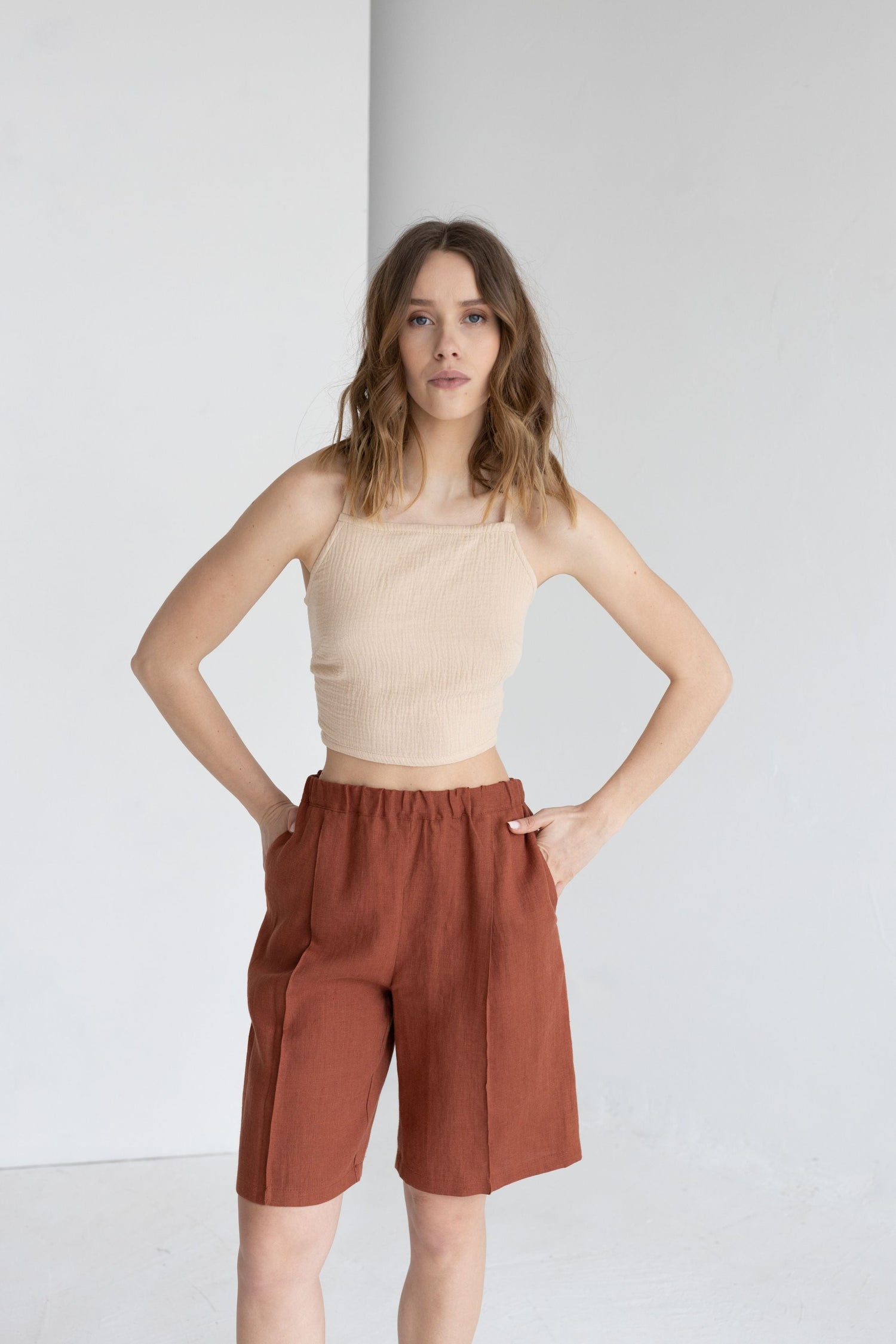 Rusty Wide-Leg Linen Bermuda Shorts With Crease Line