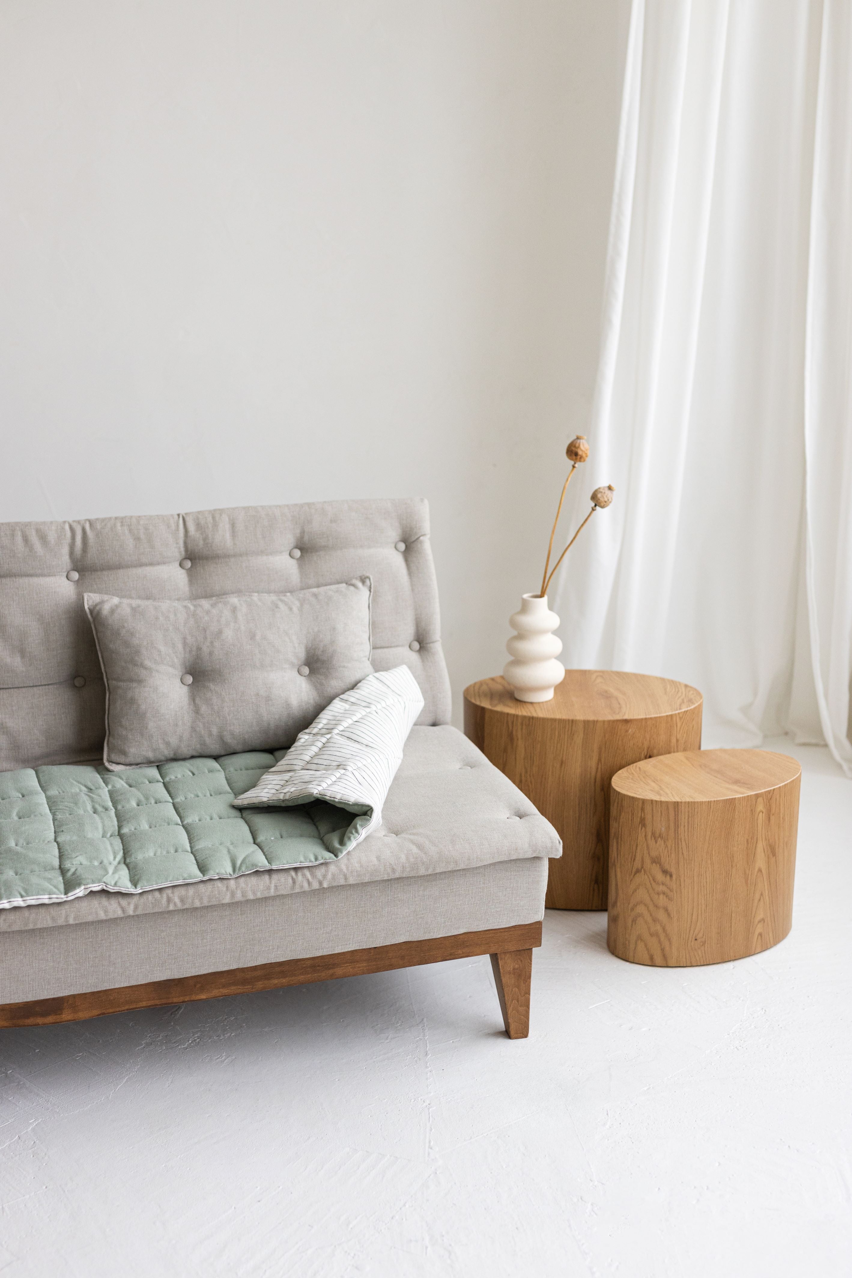 Two-sided Sage Linen Couch Mat