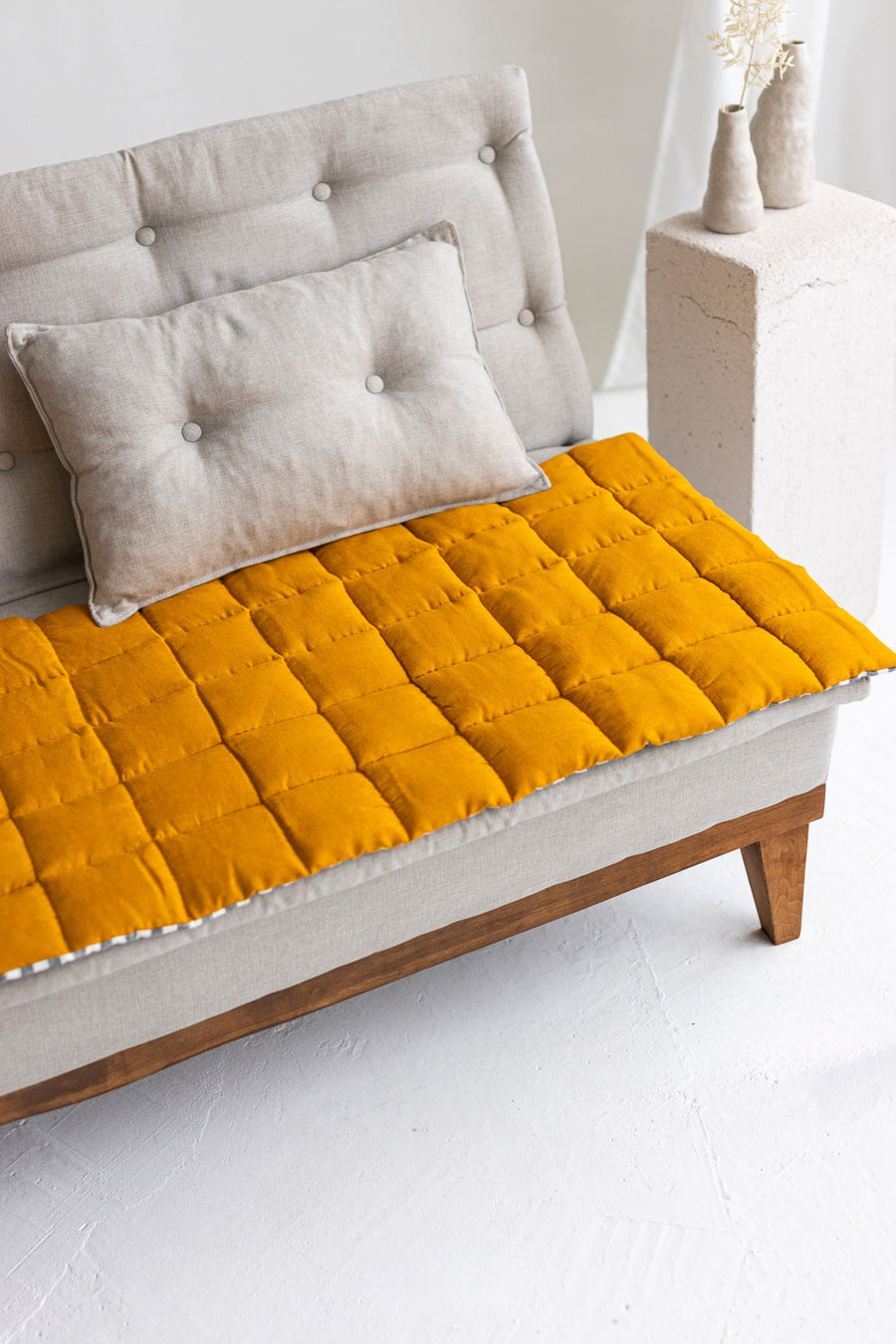 Two-sided Mustard Linen Couch Mat