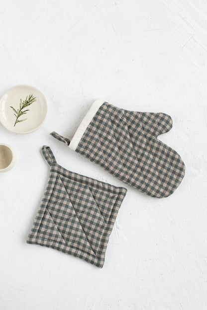 linen oven mitt and linen pot holder