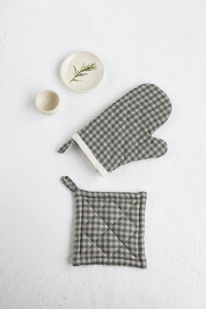 linen oven mitt and linen pot holder