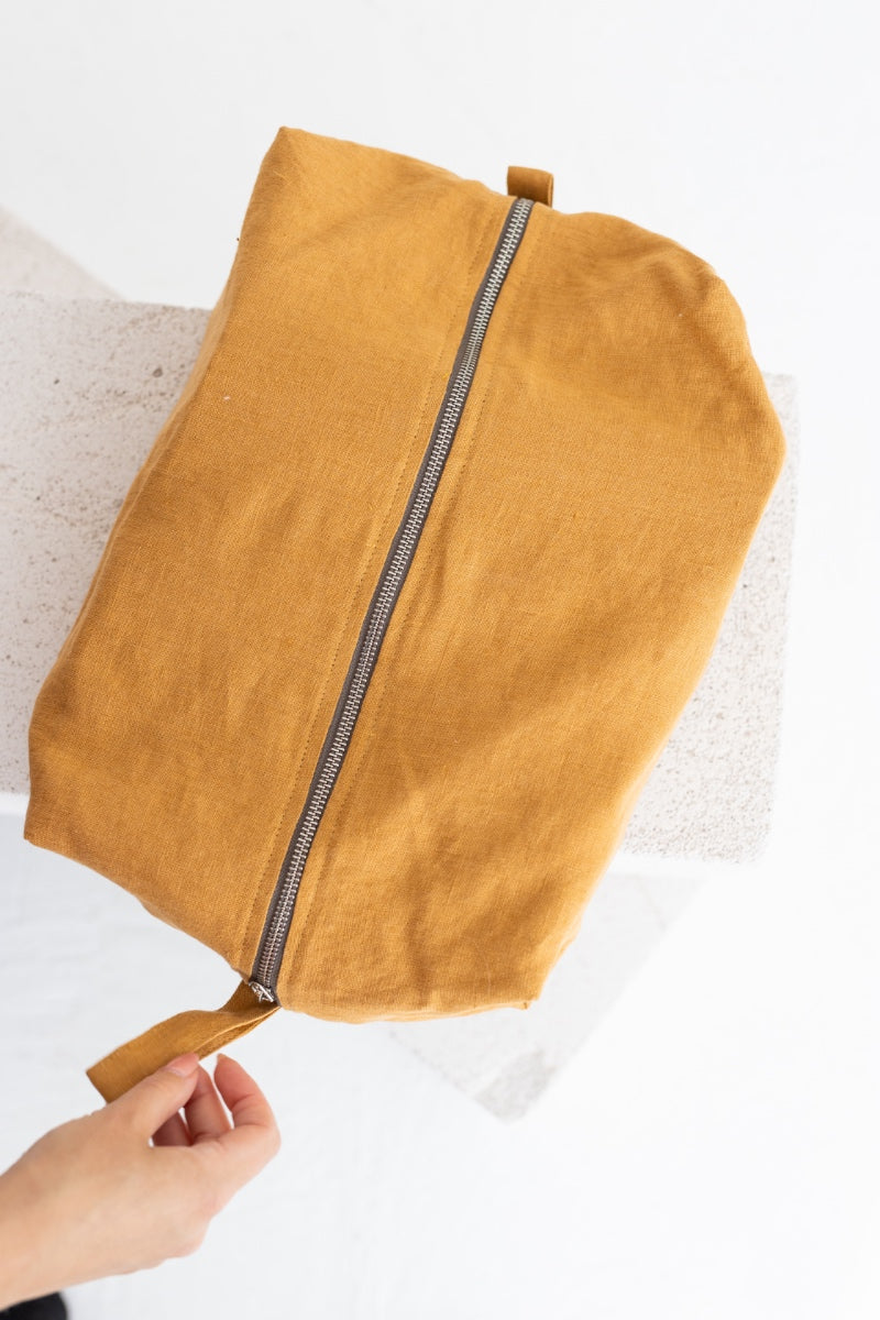 Amber Linen Shoe Bag
