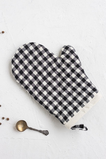 black gingham linen oven mitt and linen pot holder