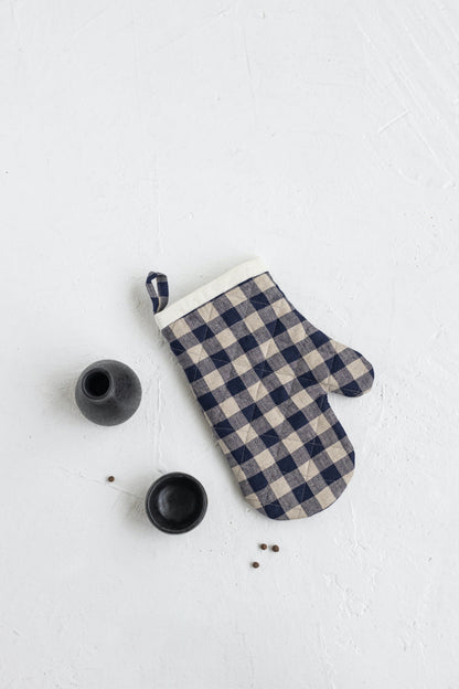 blue gingham linen oven mitt and linen pot holder