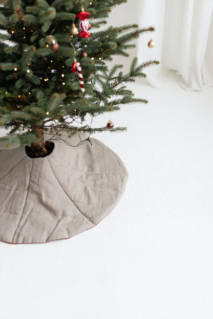 linen Christmas tree skirt