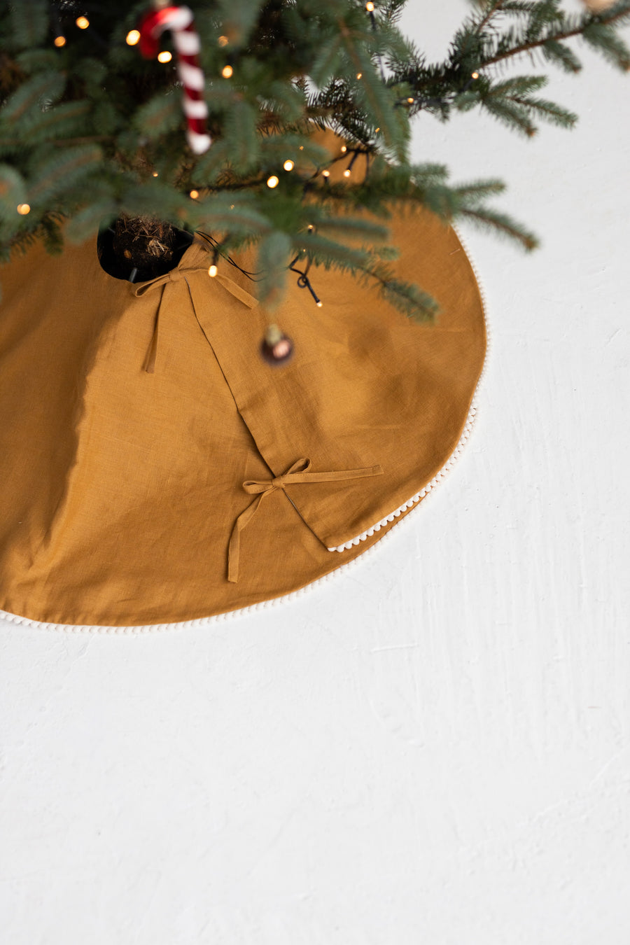 Linen Christmas Tree Skirt