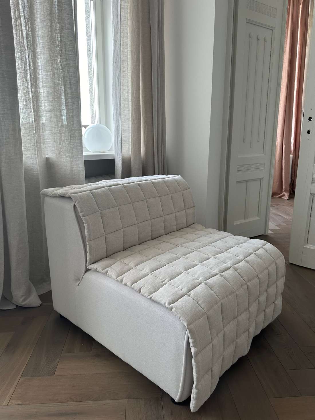 quilted linen lounge cover