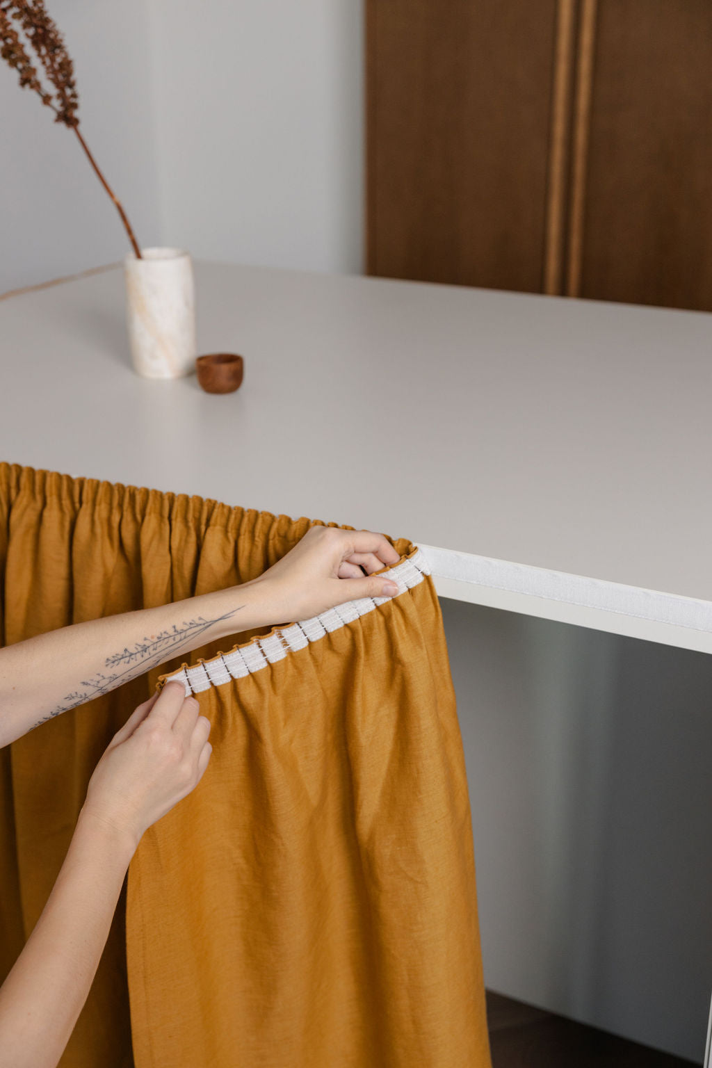 linen sink skirt with velcro