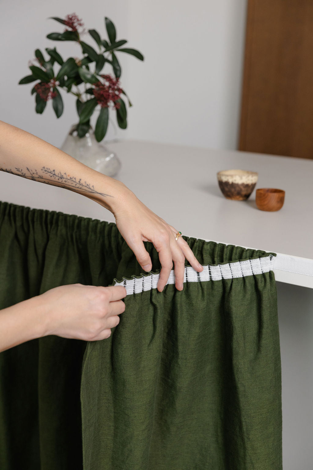 linen sink skirt with velcro