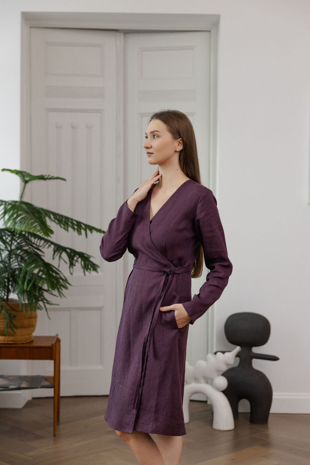 Plum linen dress with long sleeves