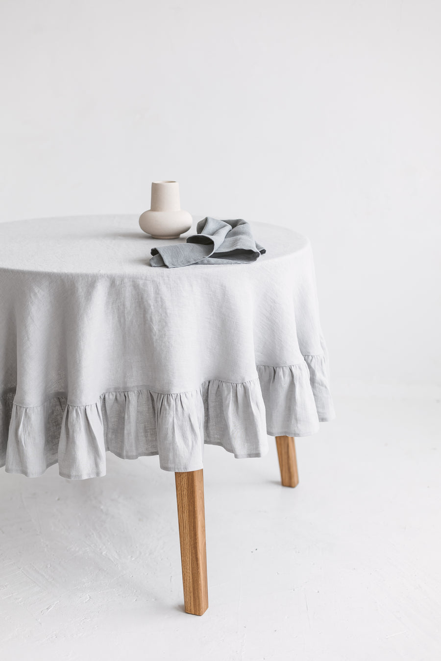 ruffled linen tablecloth