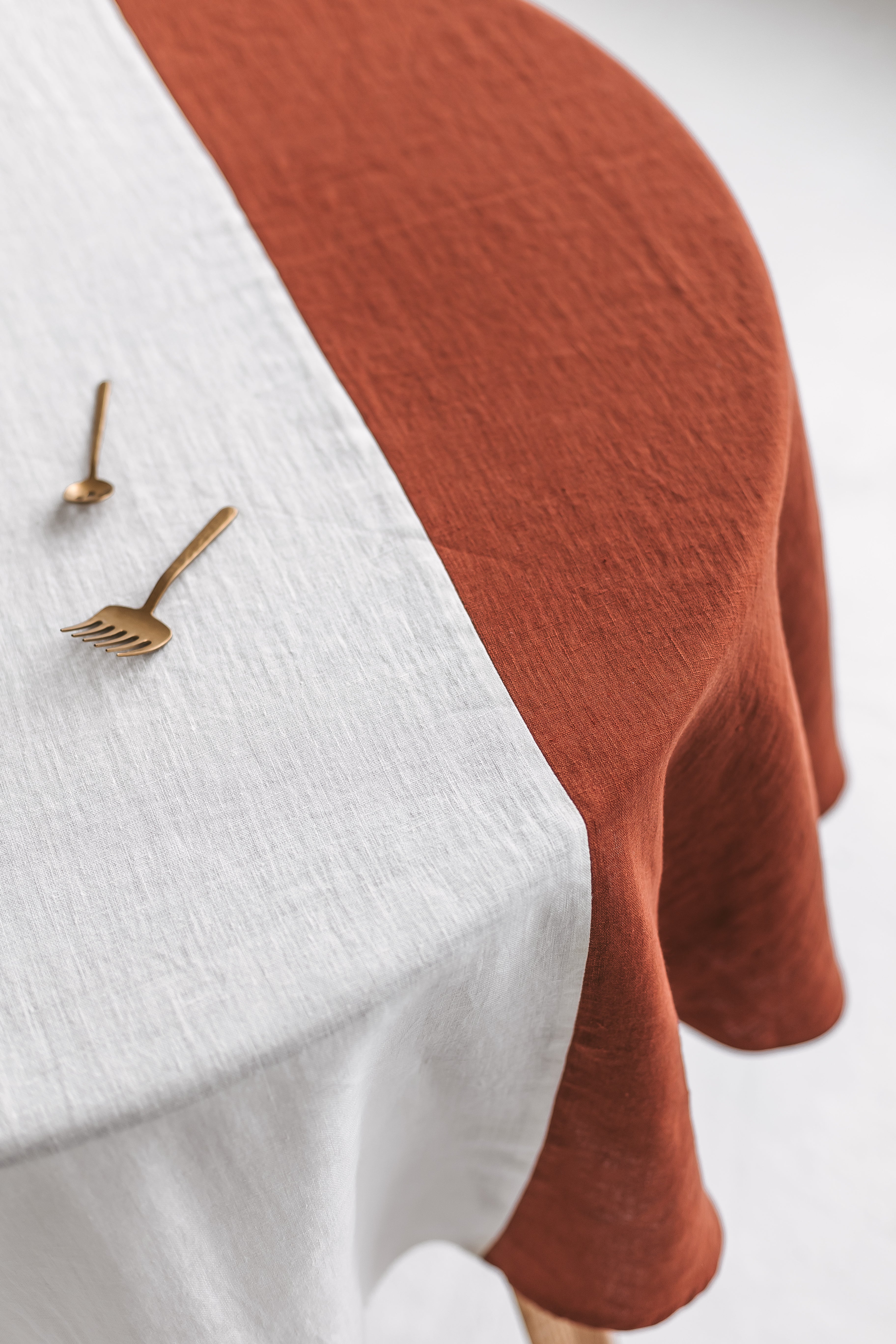 Color Block Round Green Linen Tablecloth