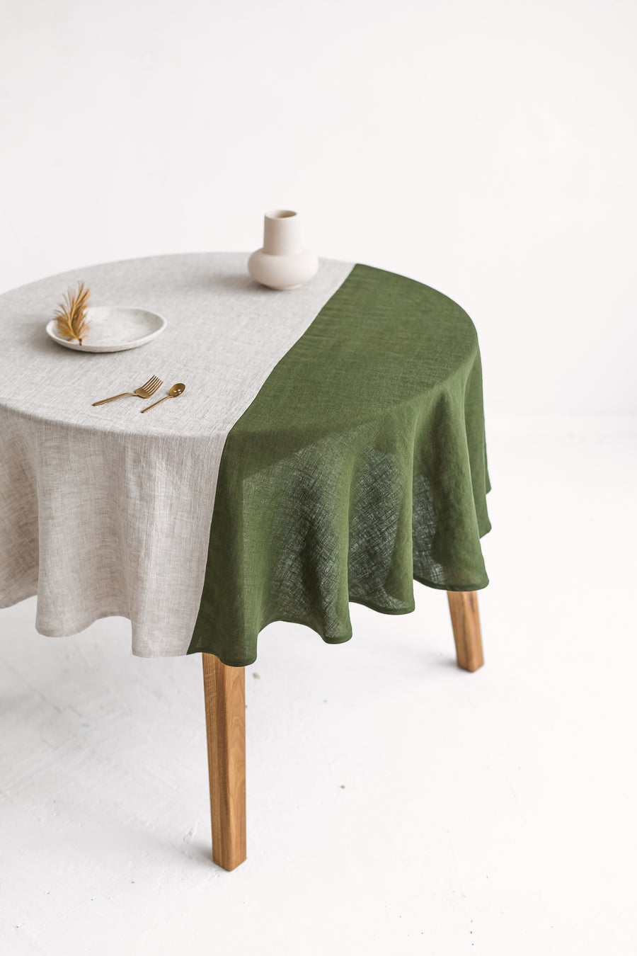 Color Block Round Rusty Linen Tablecloth