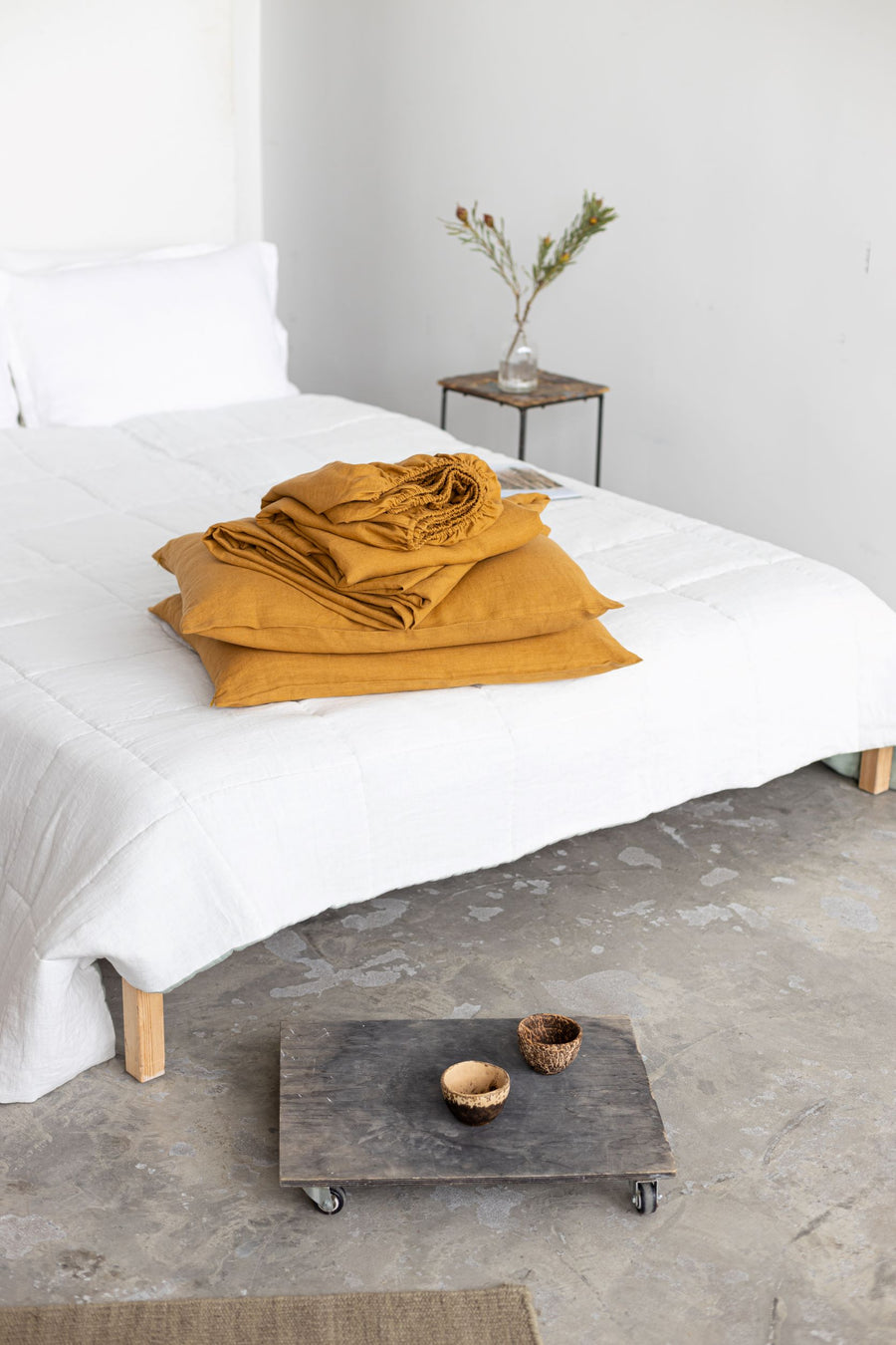 Set Of Fitted Sheet, Flat Sheet And 2 Pillowcases in Amber