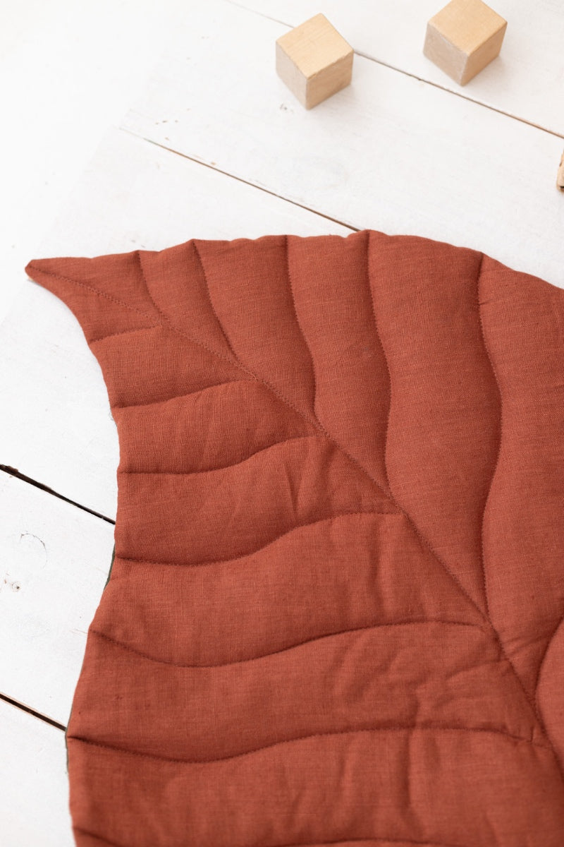 linen leaf play mat