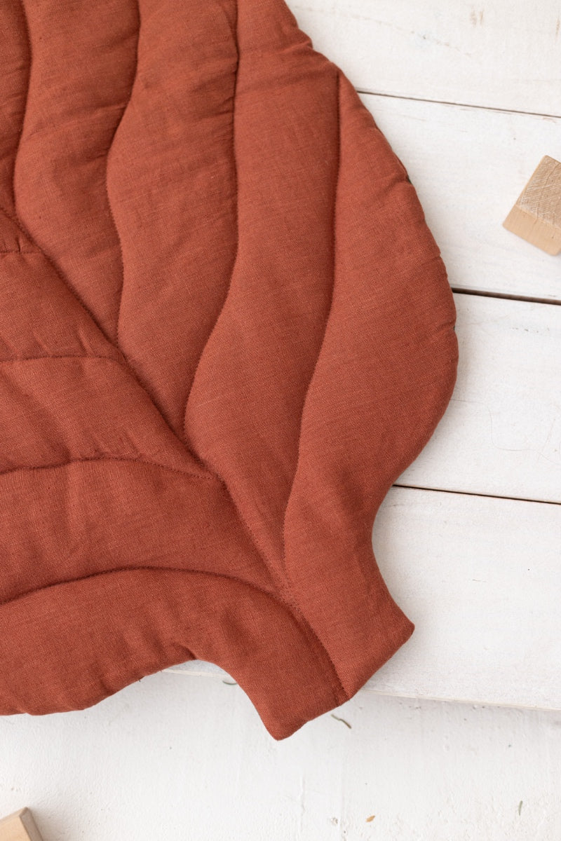 linen leaf play mat