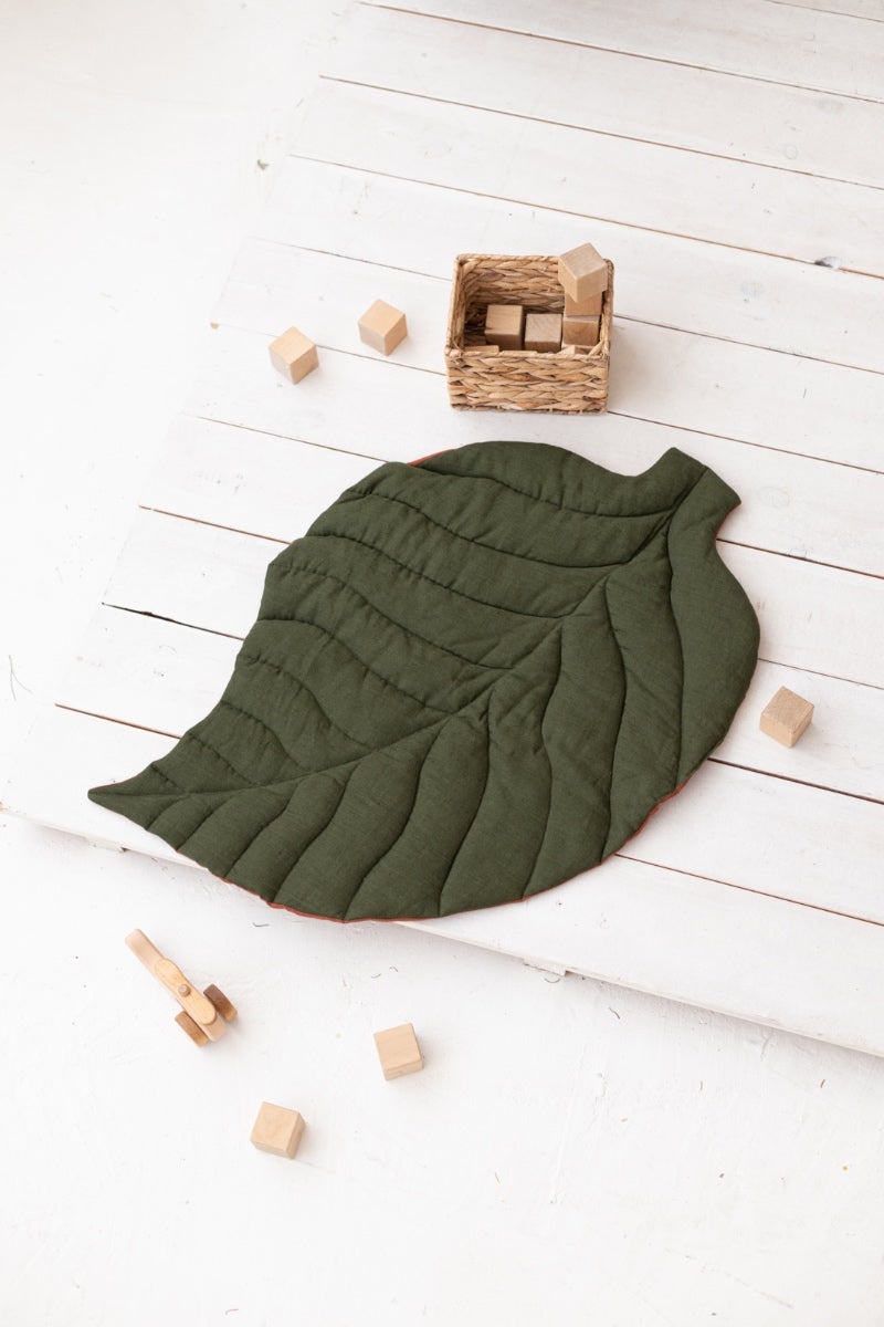 linen leaf play mat