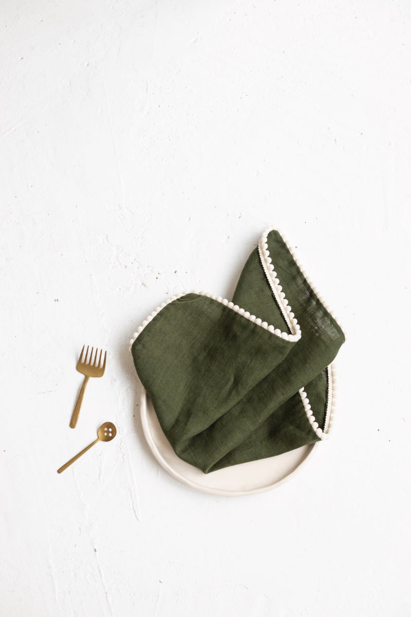 linen pom pom napkin