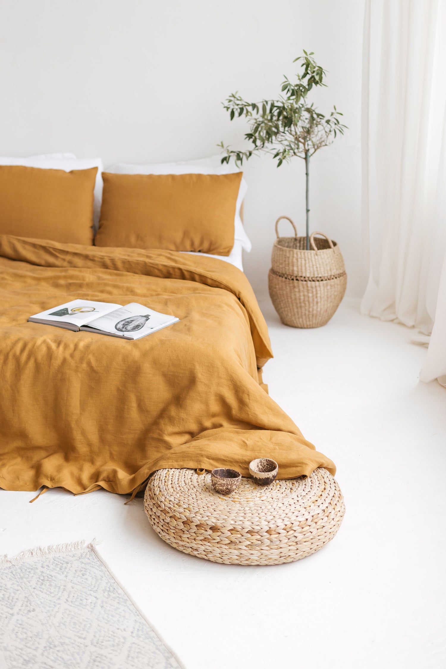 Amber Linen Bedding Set