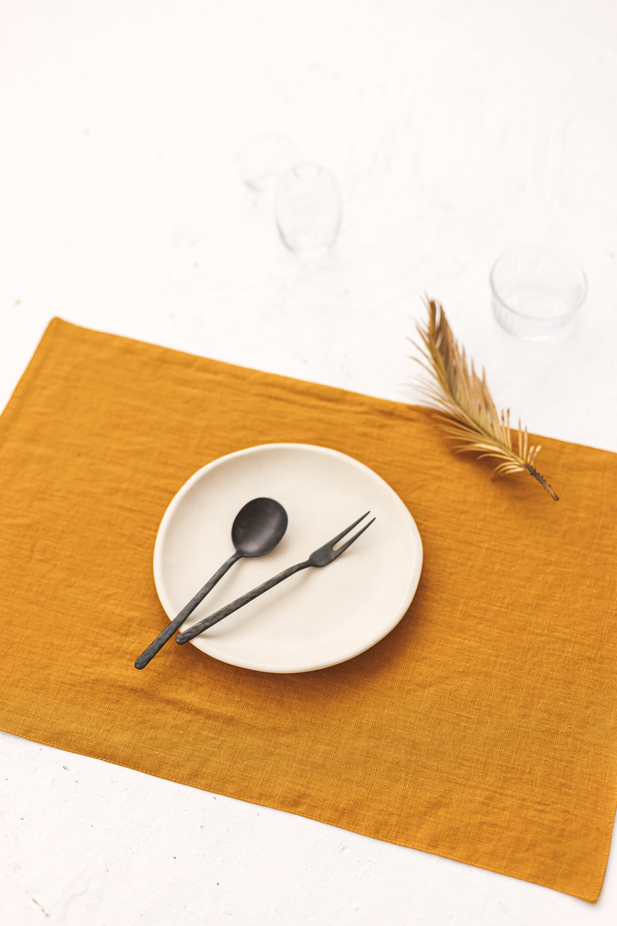 linen placemat