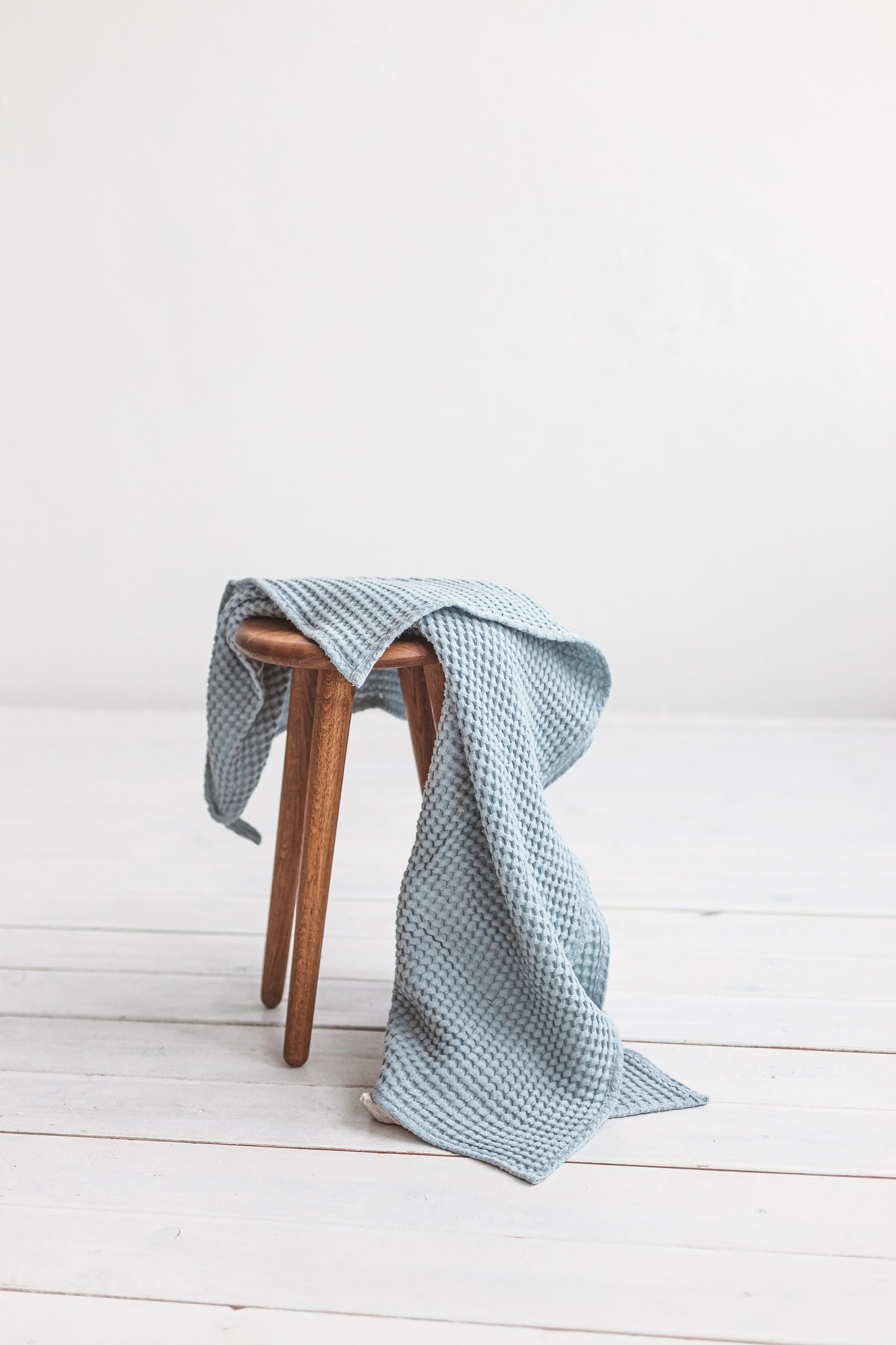 Linen Waffle Bath Towel
