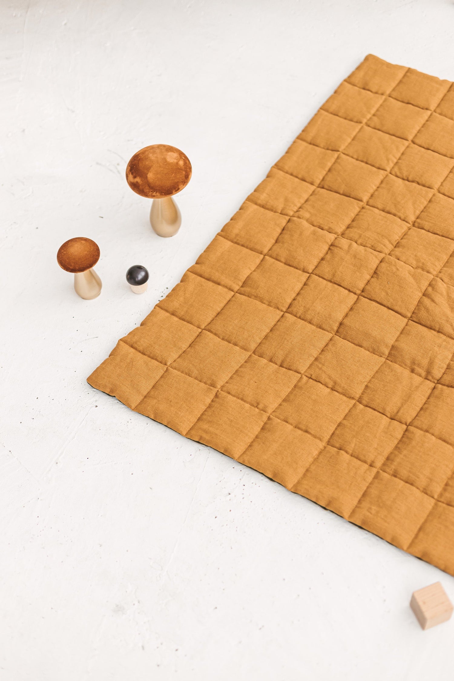 Dark Green Amber Linen Baby Padded Play Mat