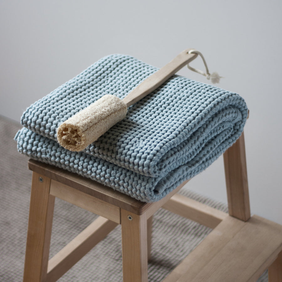 Light Blue Linen Waffle Bath Towel