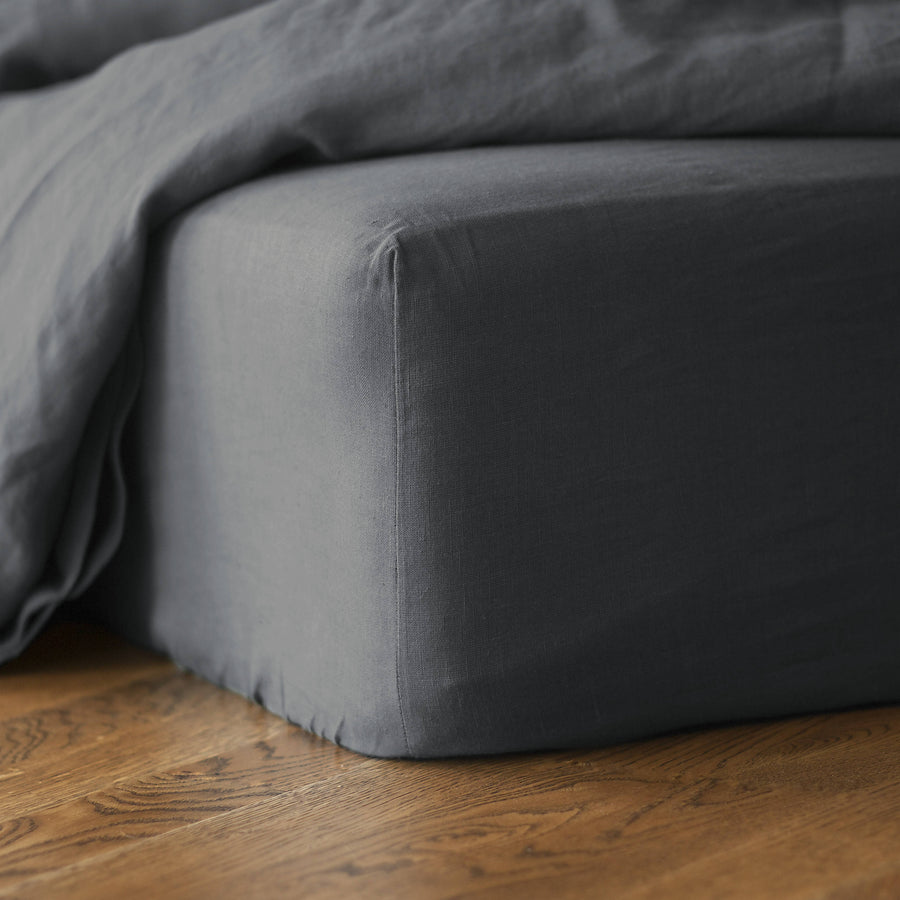 Graphite Gray Linen Fitted Sheet