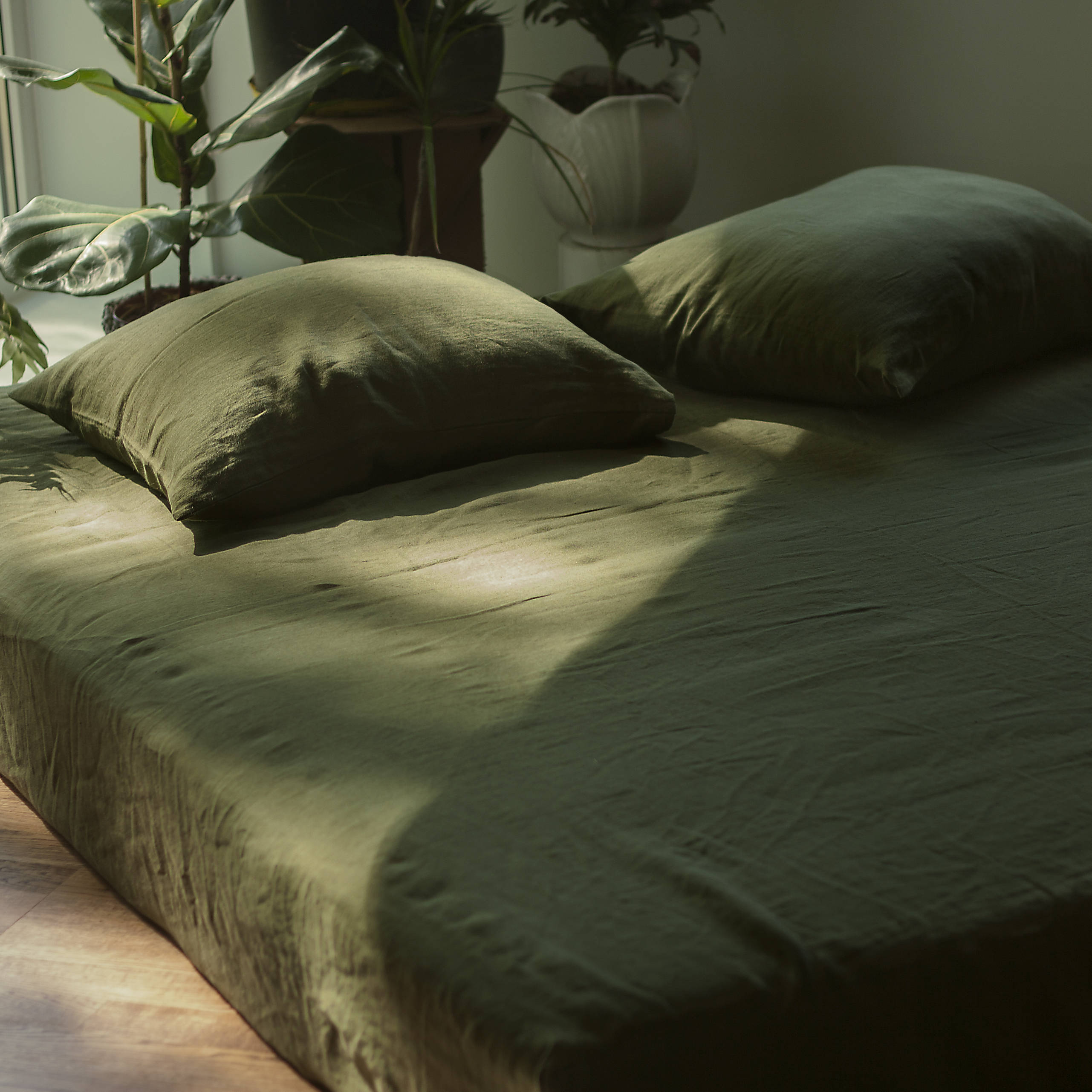 Forest Green Linen Fitted Sheet