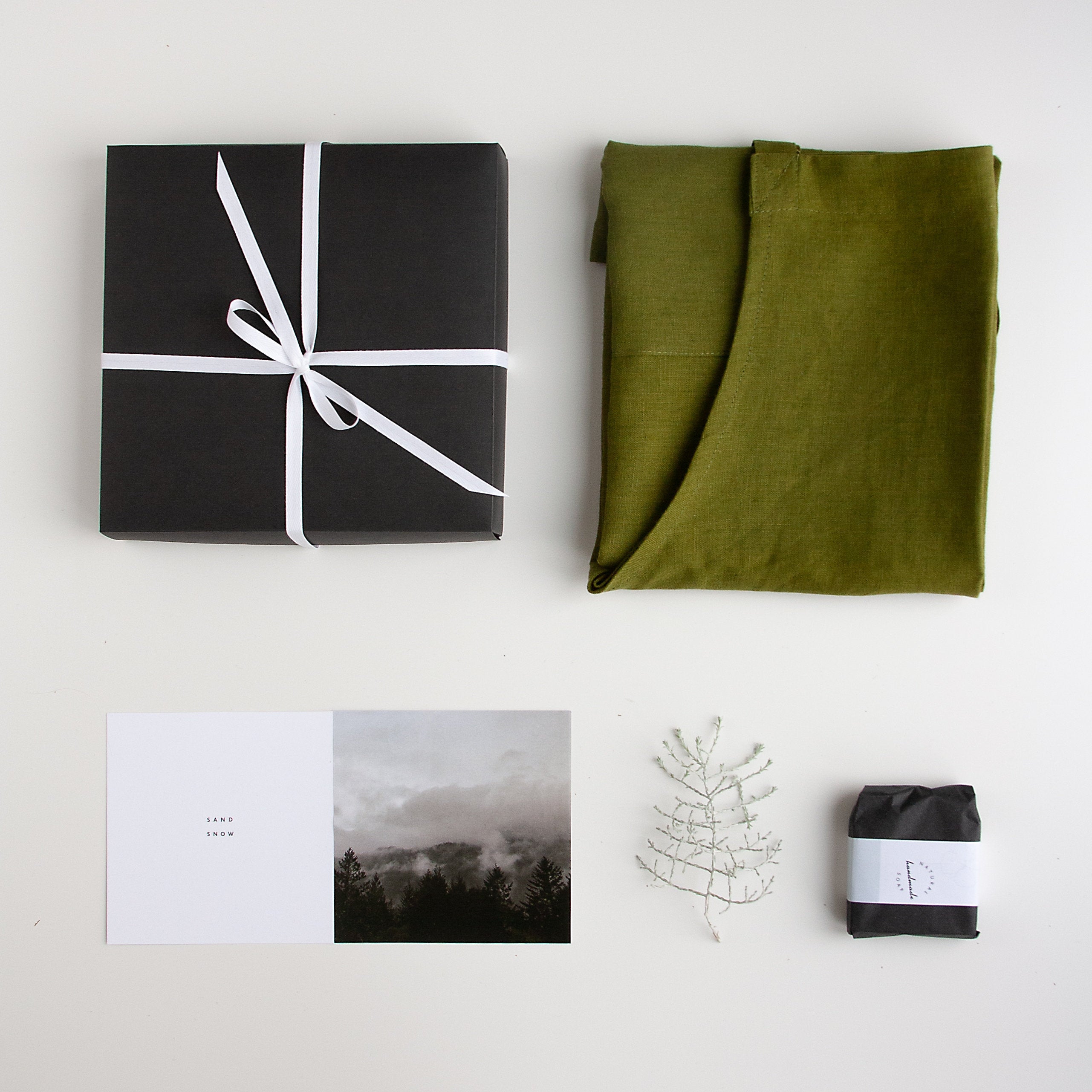 Moss Green Linen Apron Gift Set