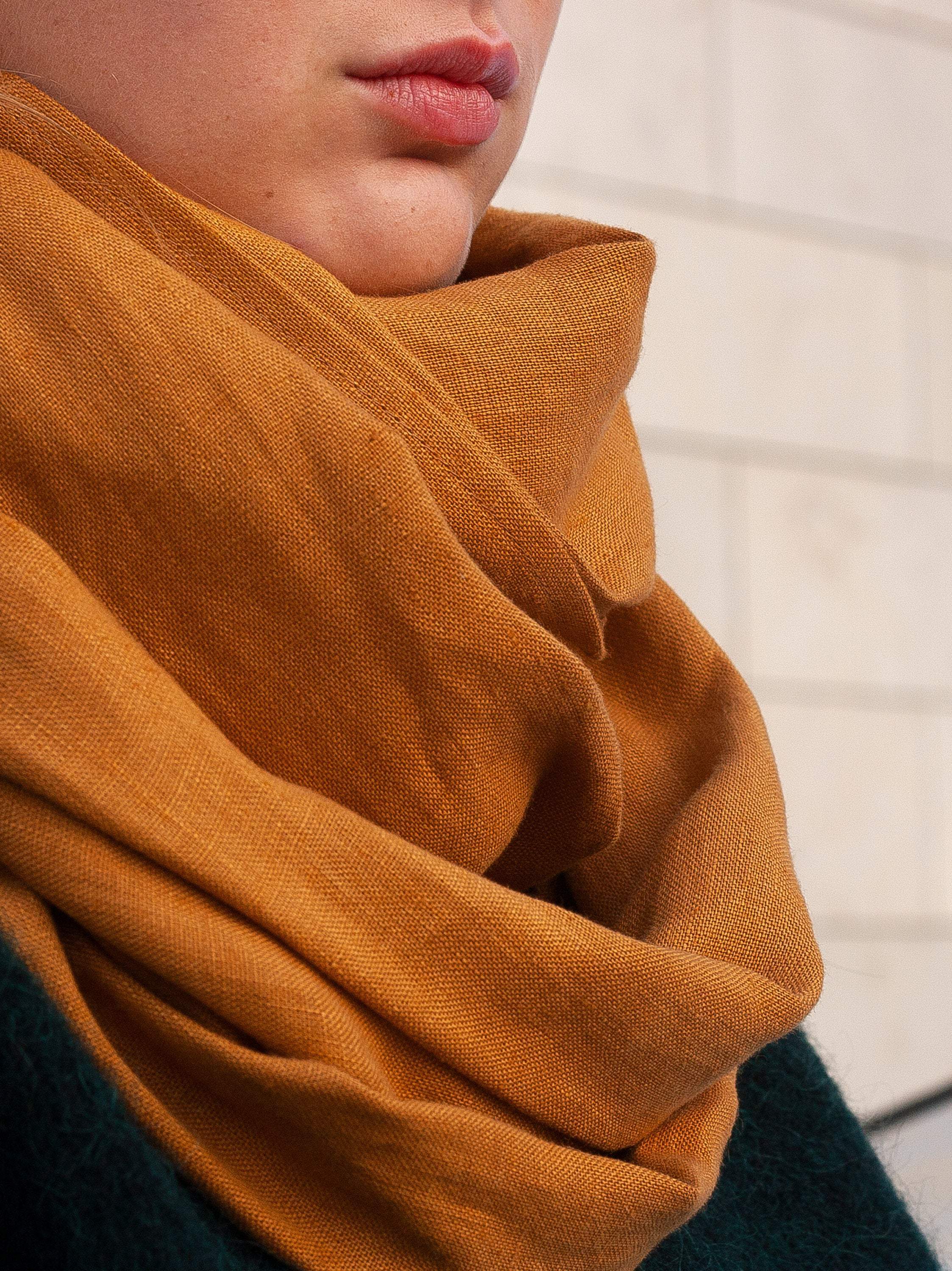 Amber Linen Scarf