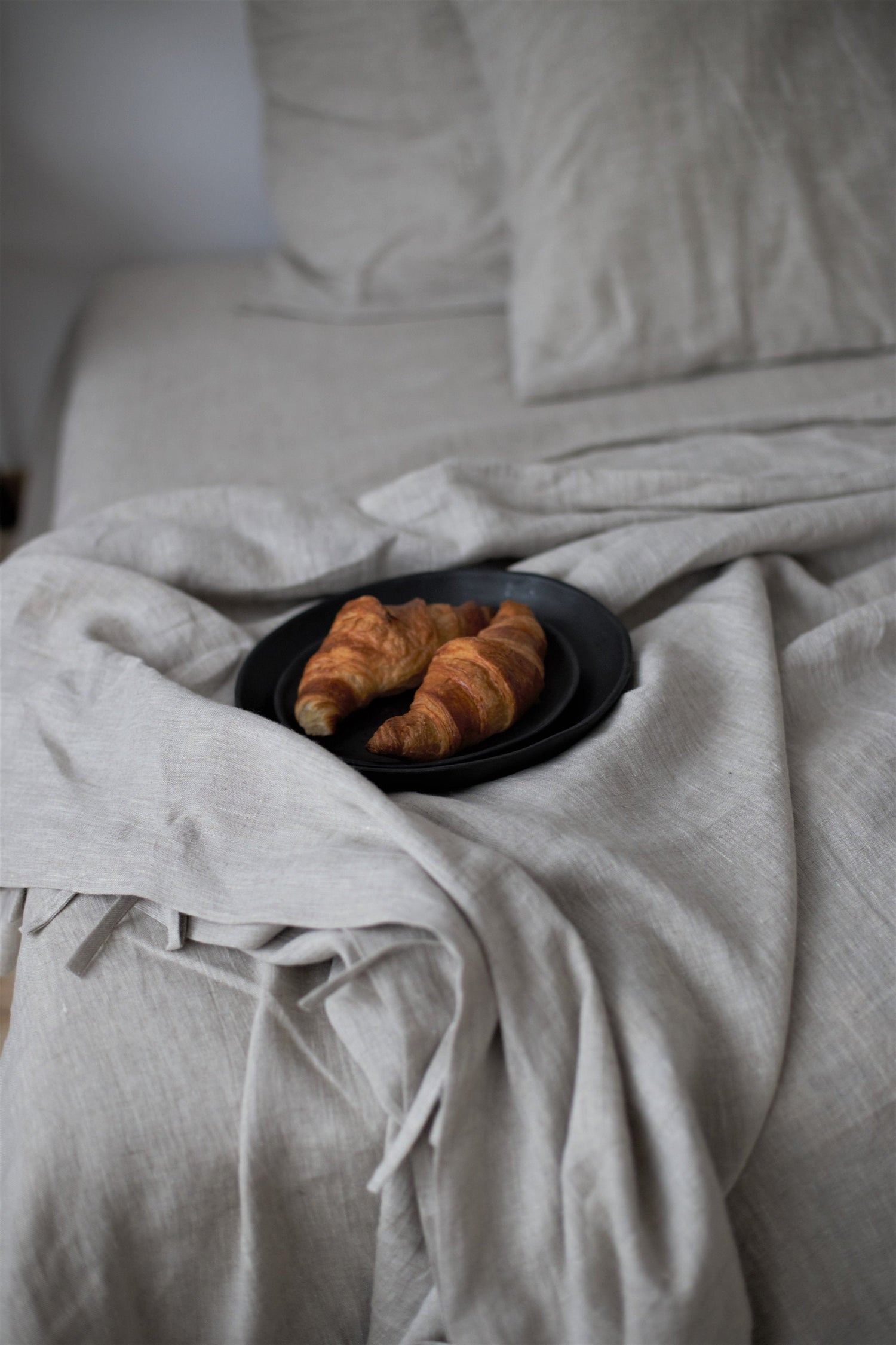 Set Of Natural Light Linen Duvet Cover And 2 Pillowcases