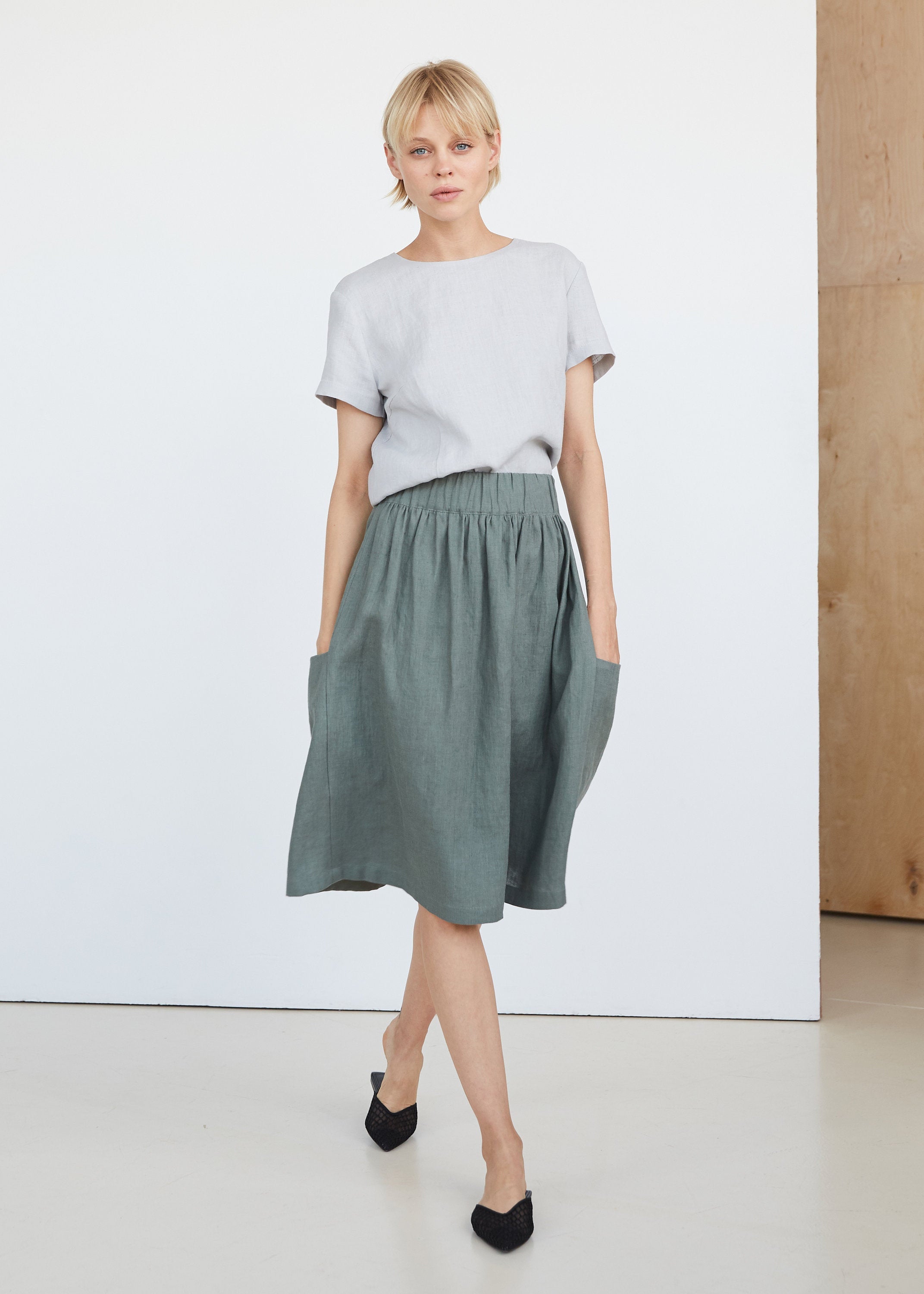 Dark Green Linen Skirt With Pockets