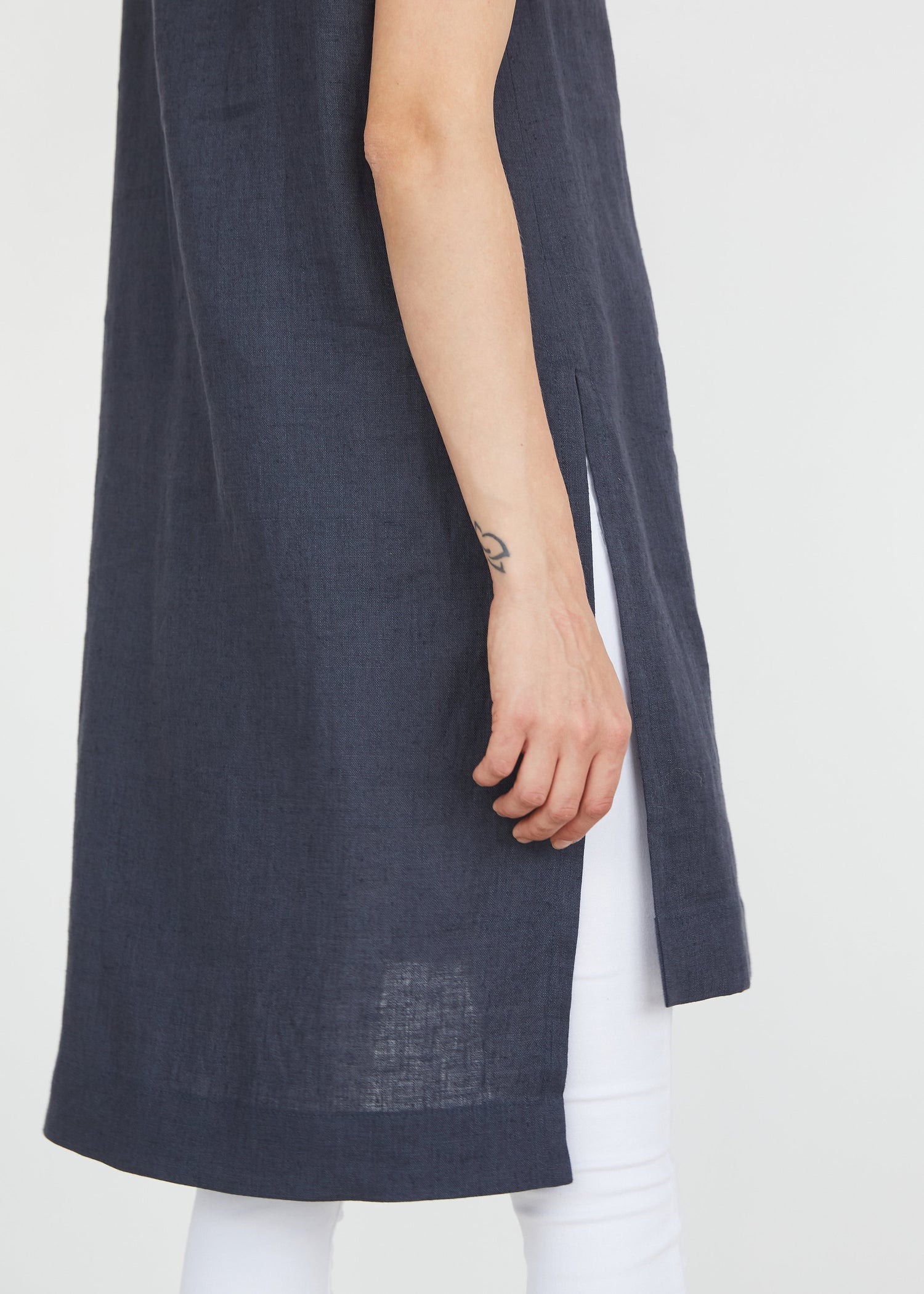 Coal Gray Linen Tunic